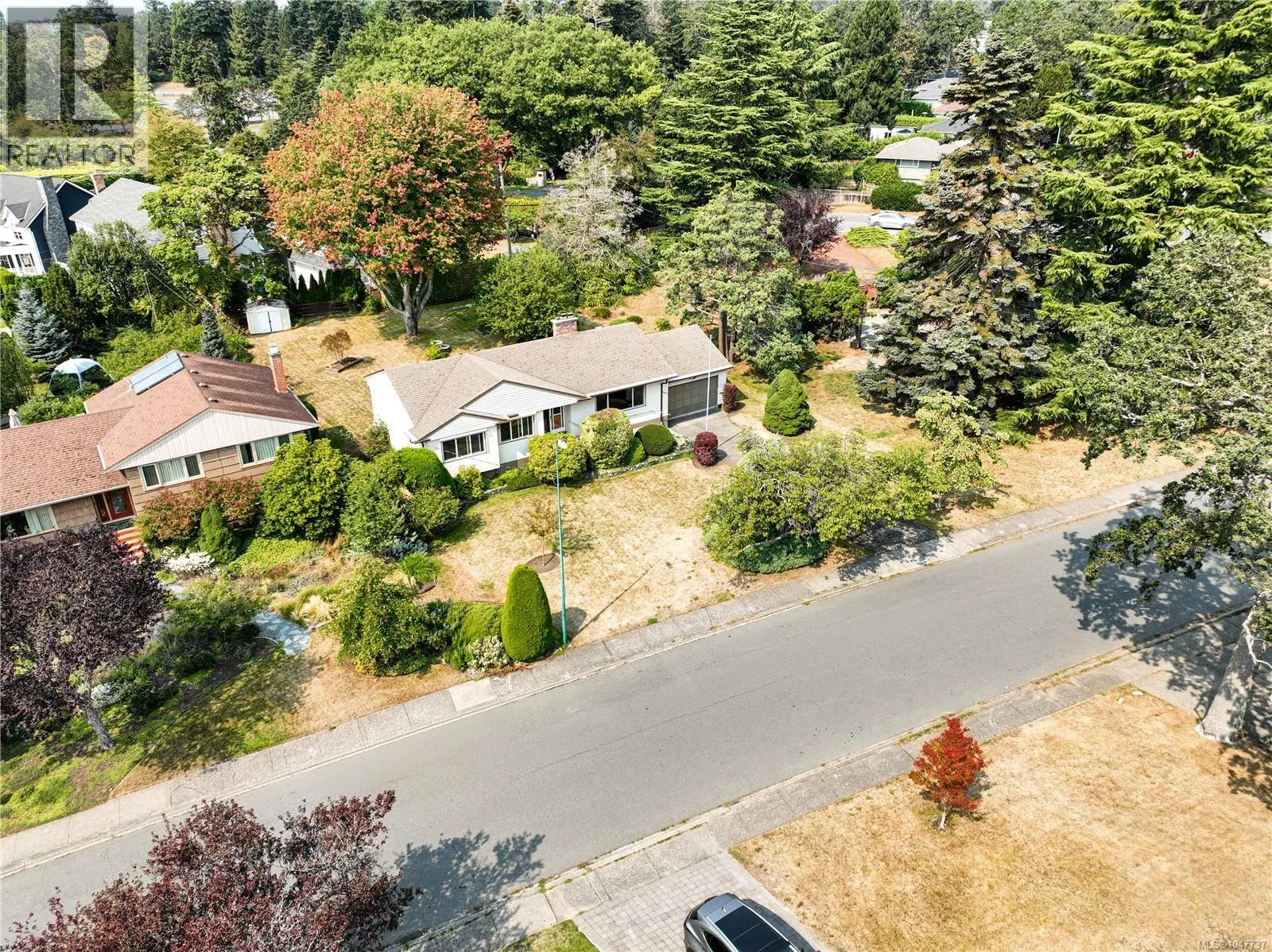 3278 Henderson Rd