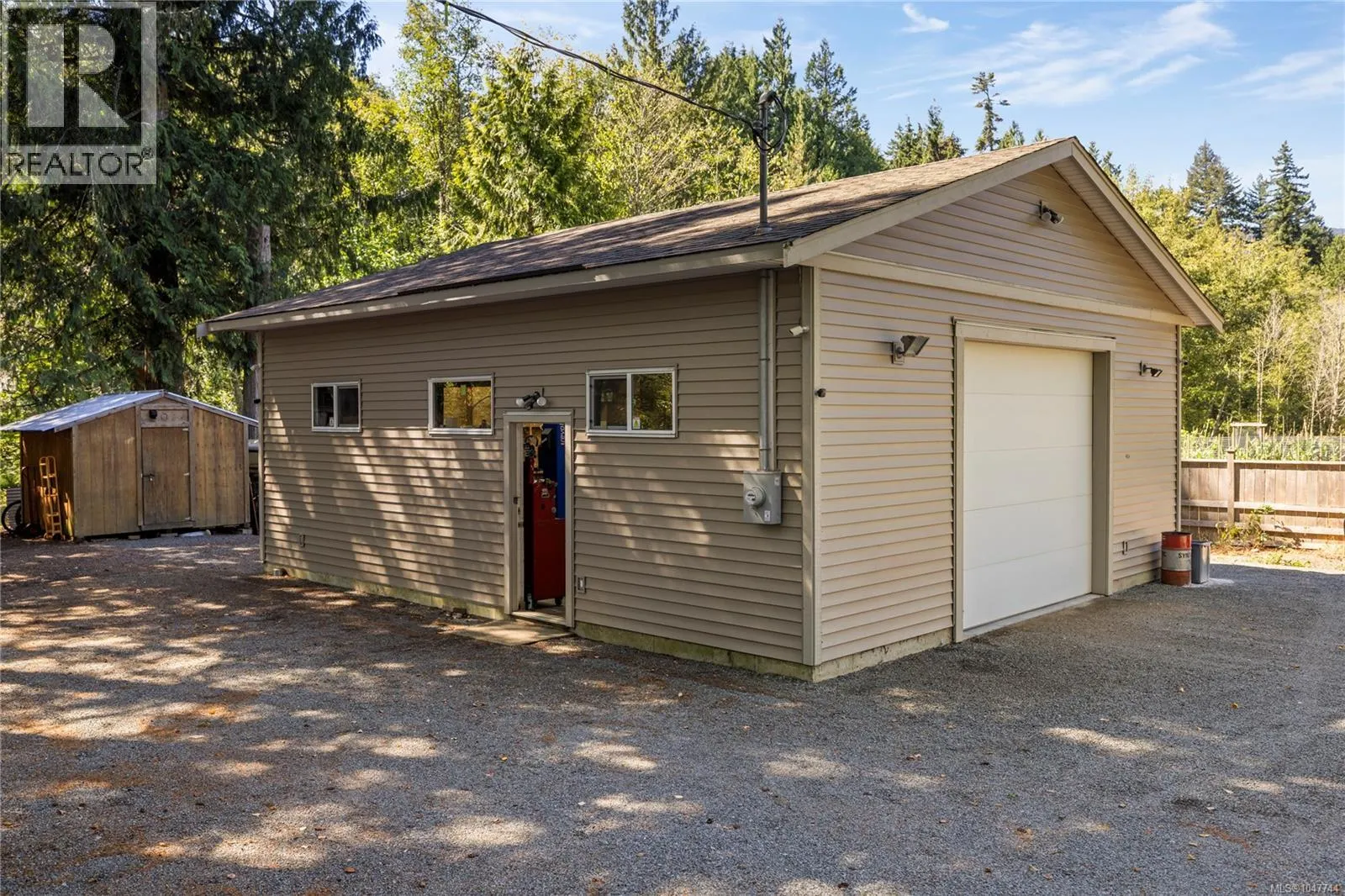 2301 Jingle Pot Rd