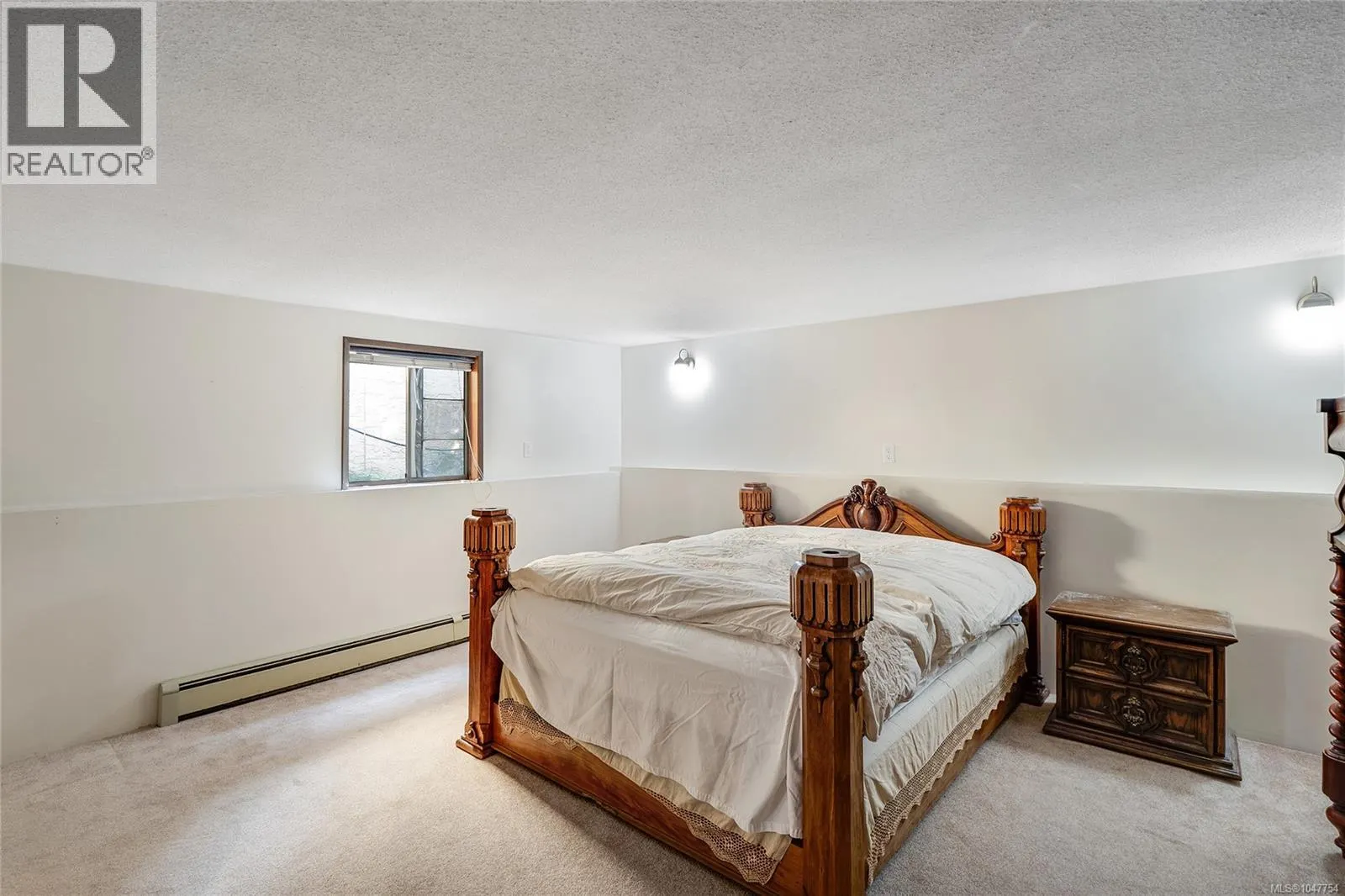 1144 May St