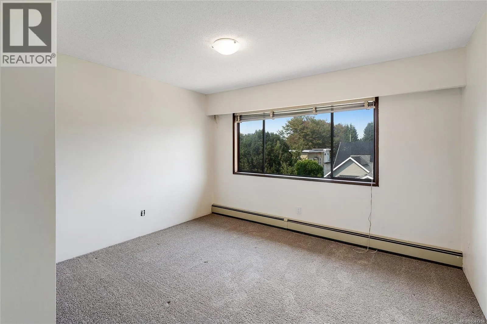 1144 May St