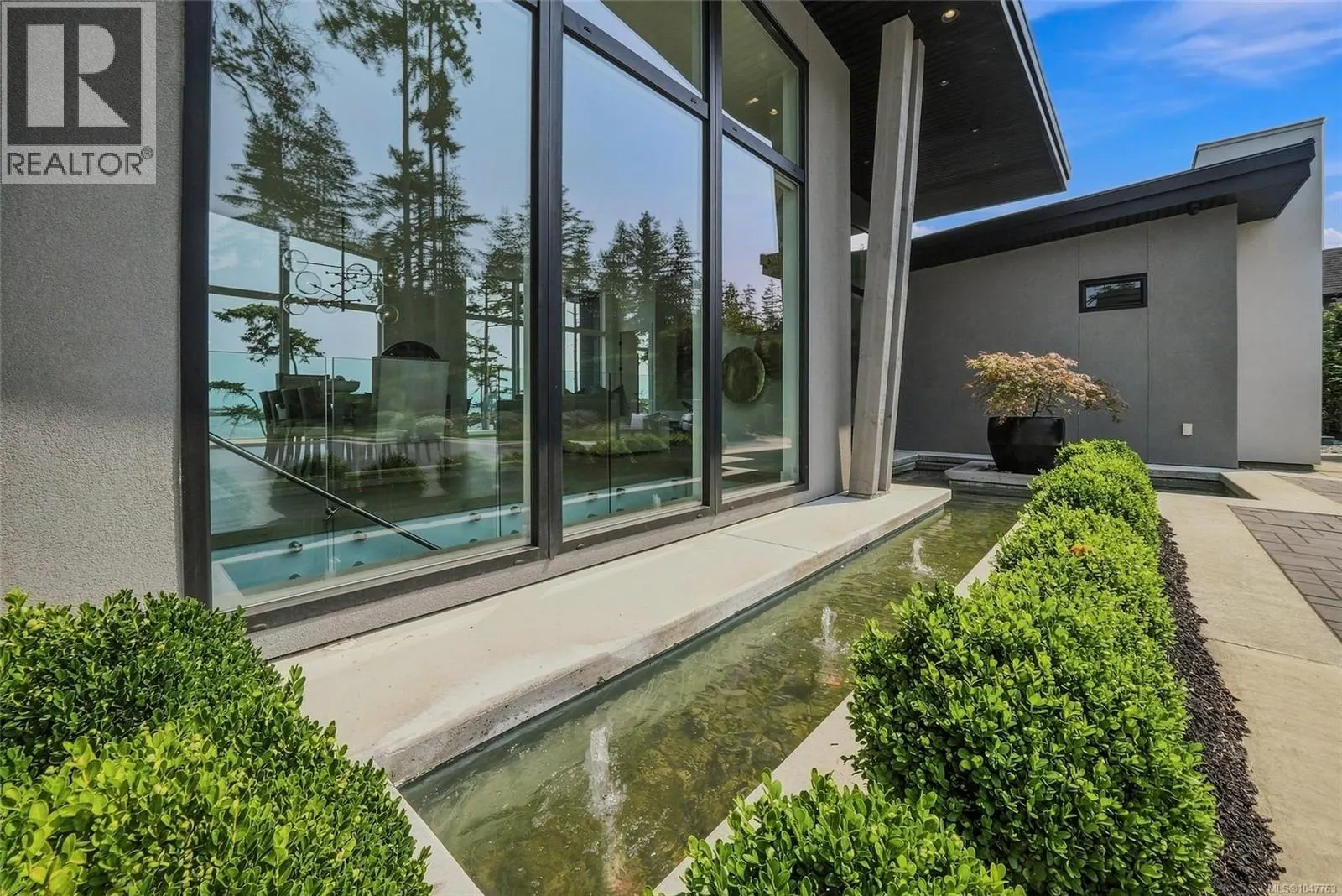 1730 Oak Leaf Dr