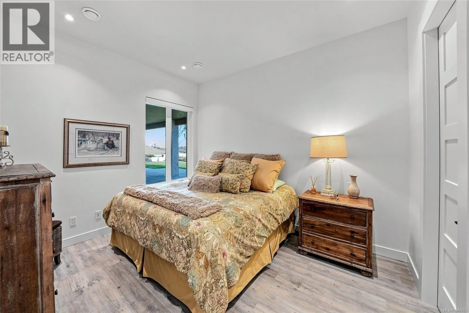 1730 Oak Leaf Dr