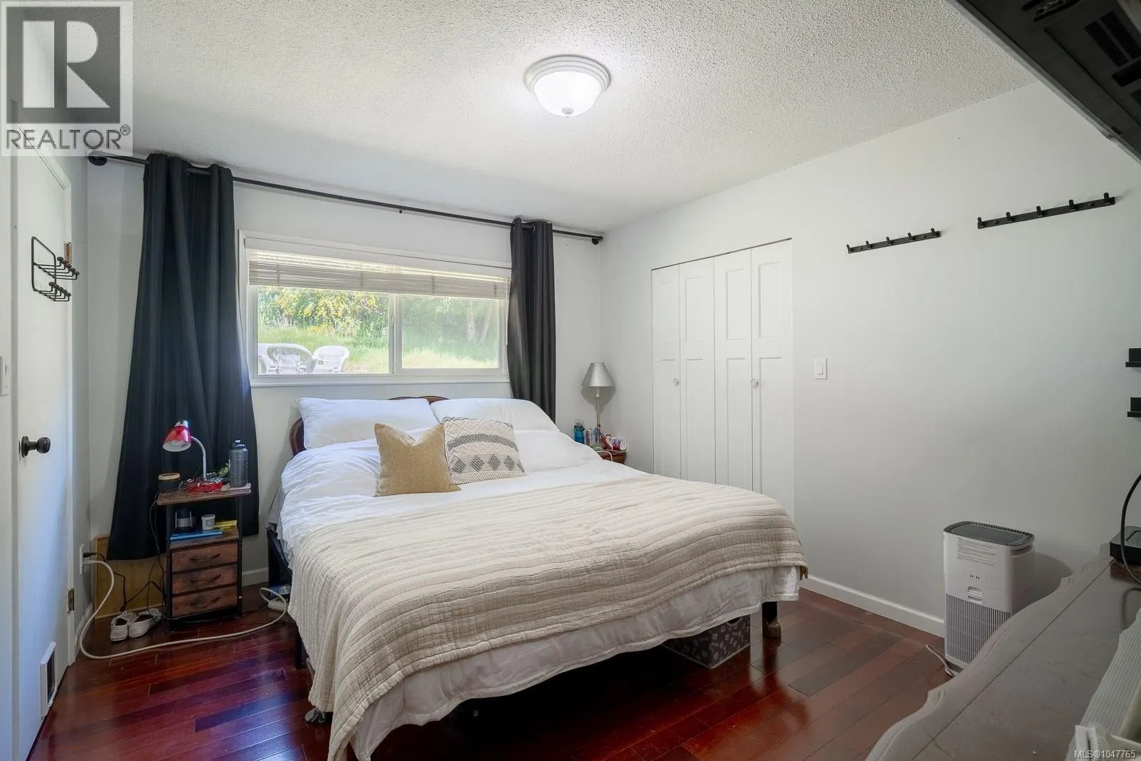 3716 Howden Dr