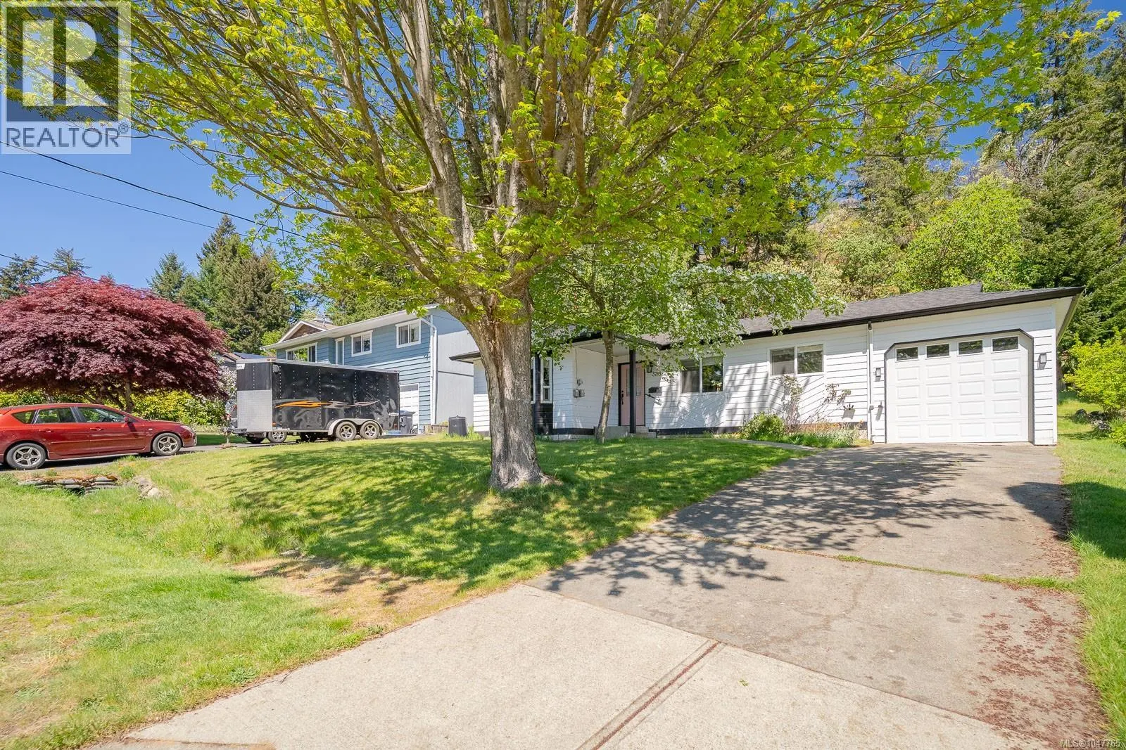 3716 Howden Dr