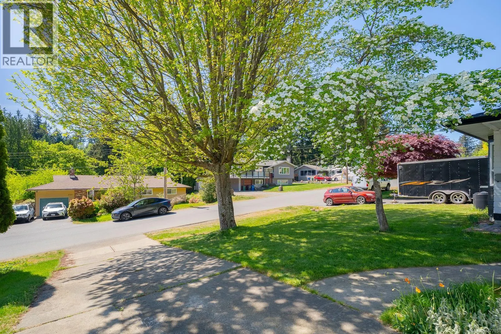 3716 Howden Dr