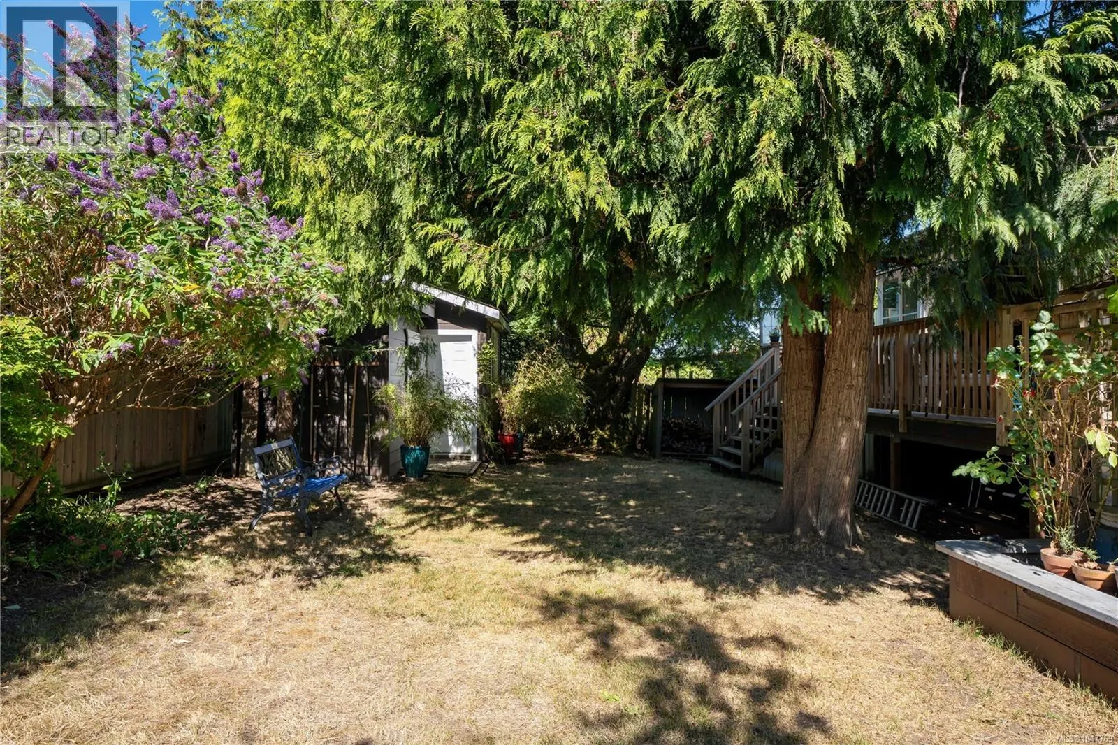 3870 Rowland Ave