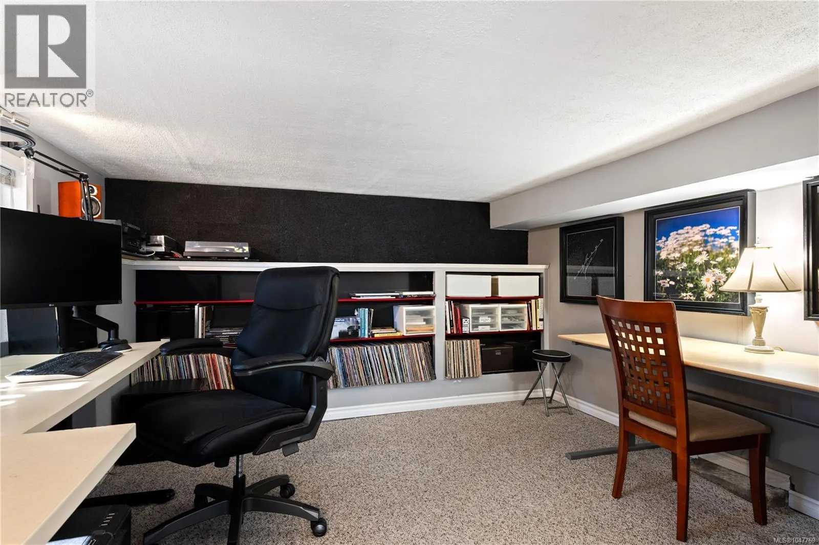 3870 Rowland Ave