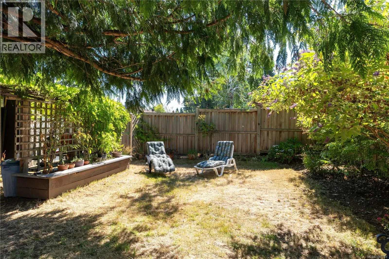3870 Rowland Ave
