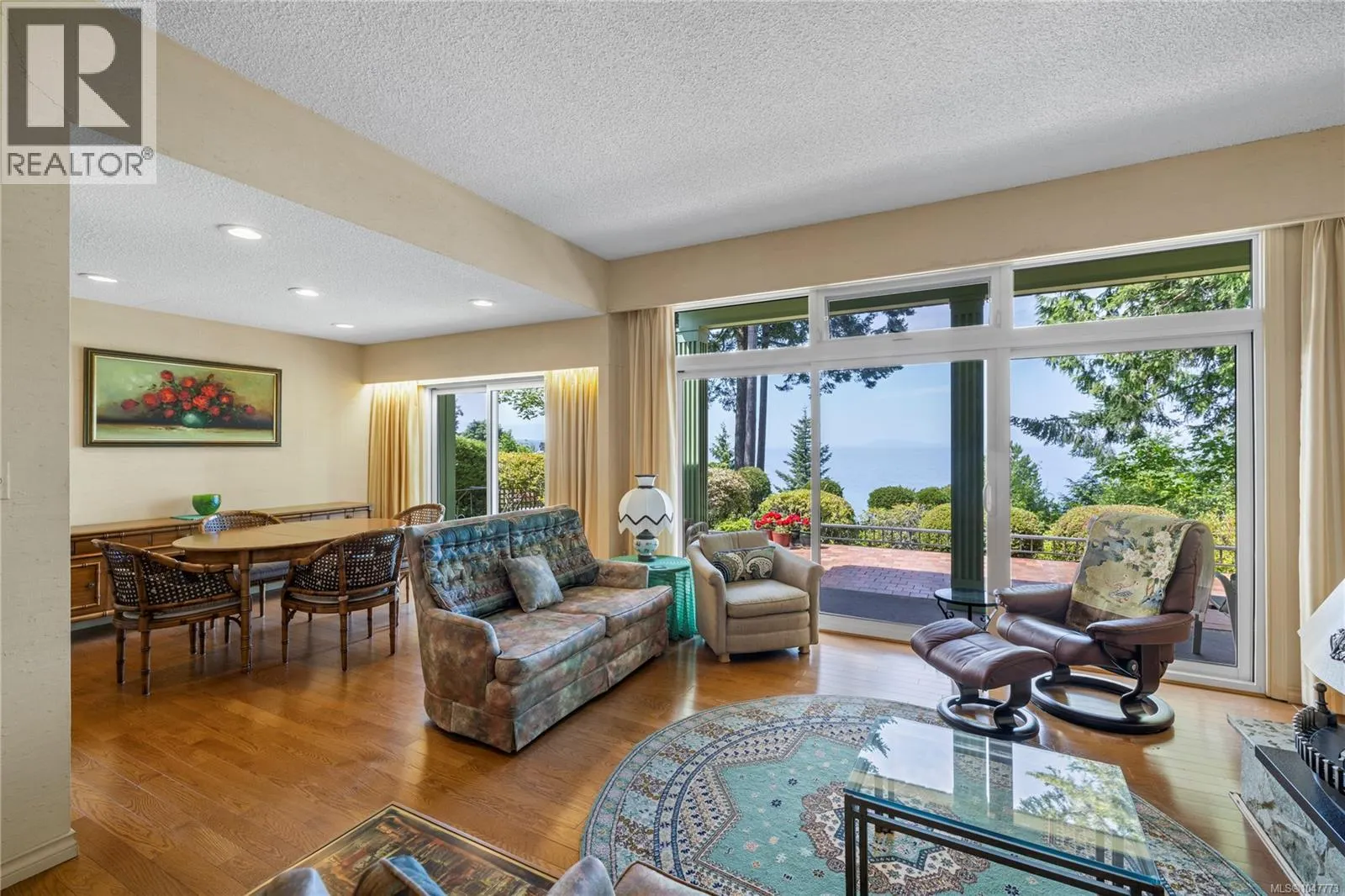 489 Bayview Terr