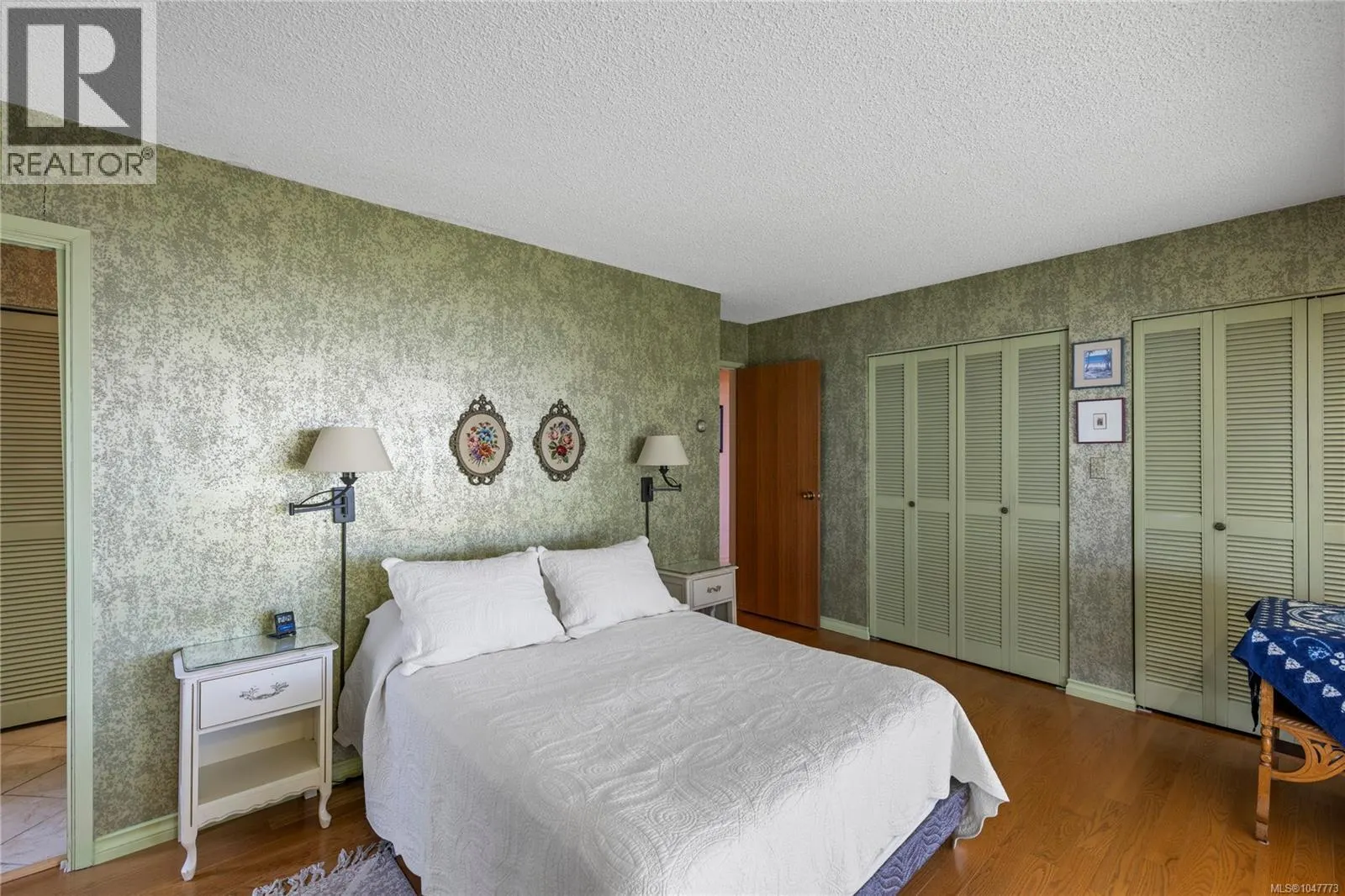 489 Bayview Terr