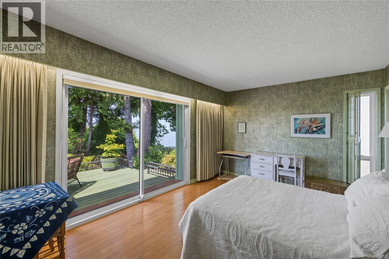 489 Bayview Terr