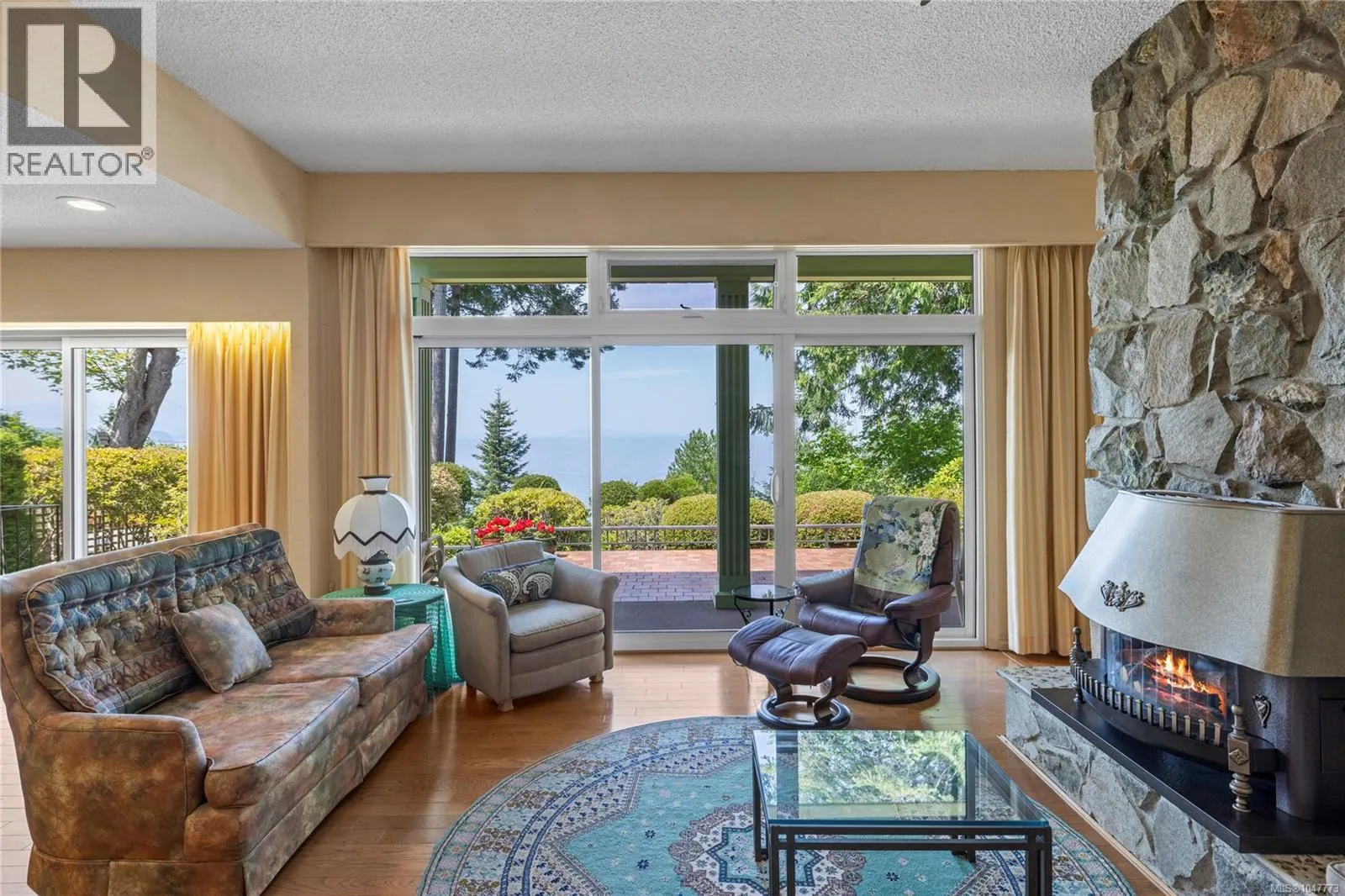 489 Bayview Terr