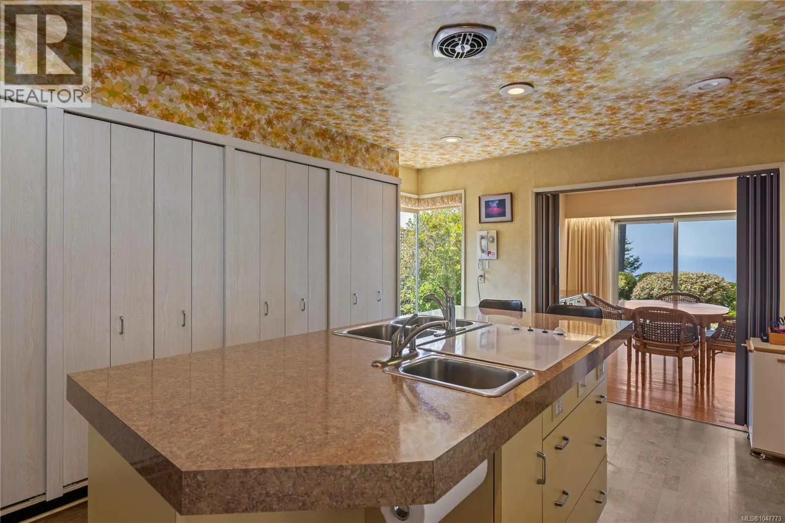 489 Bayview Terr