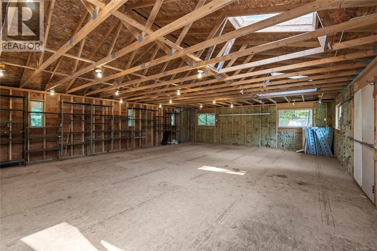 2185 Widgeon Rd