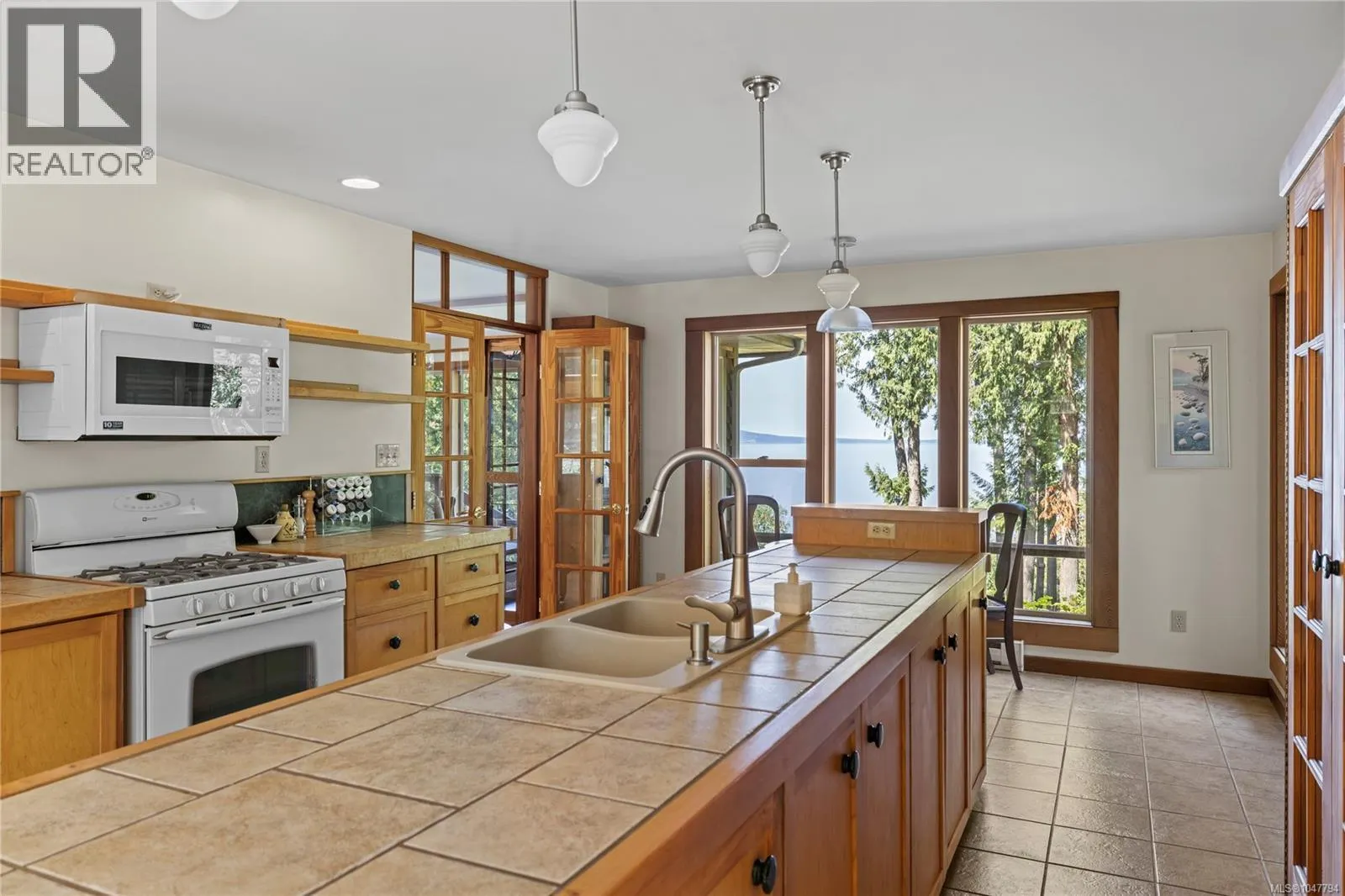 2185 Widgeon Rd