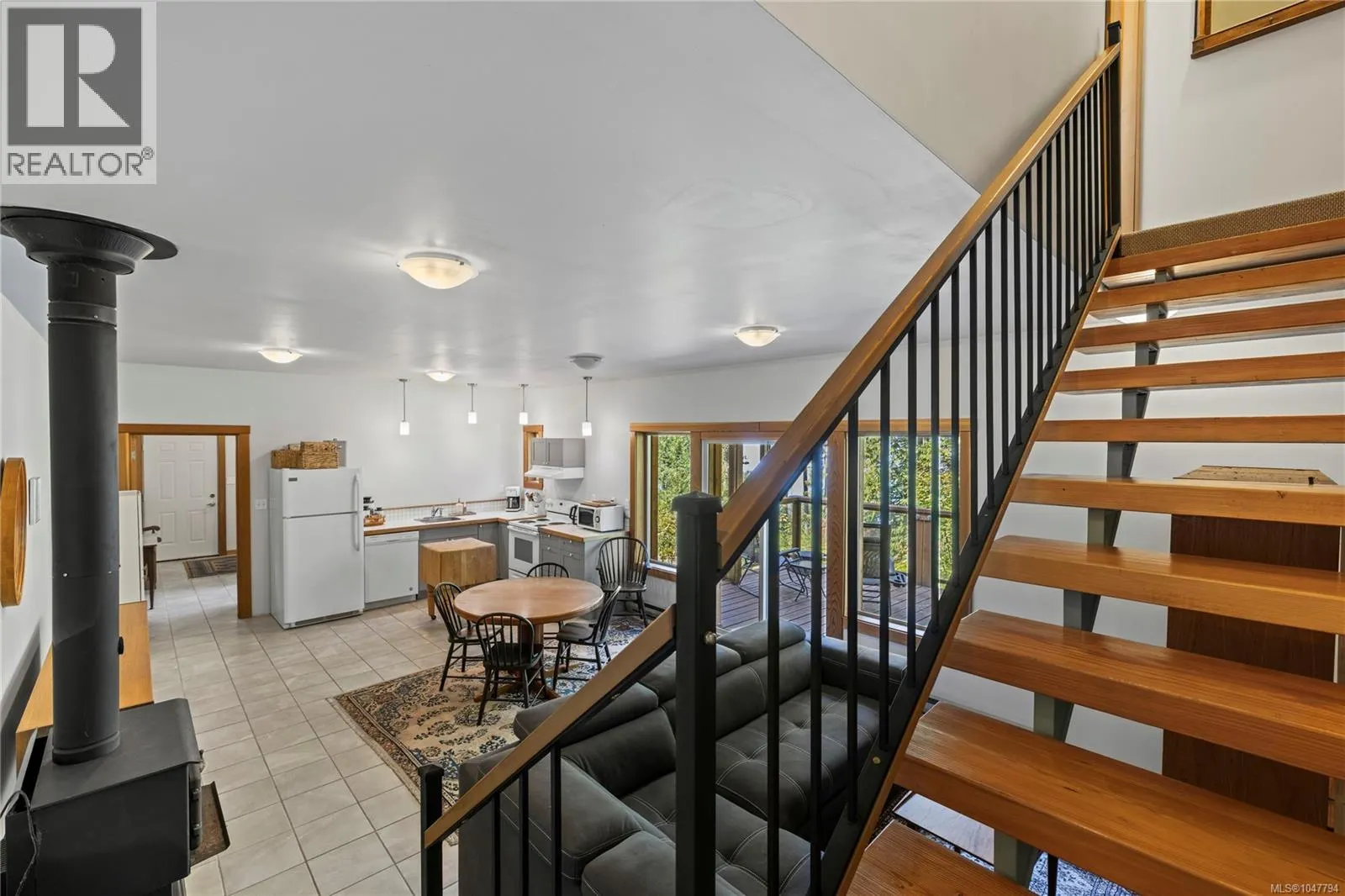 2185 Widgeon Rd