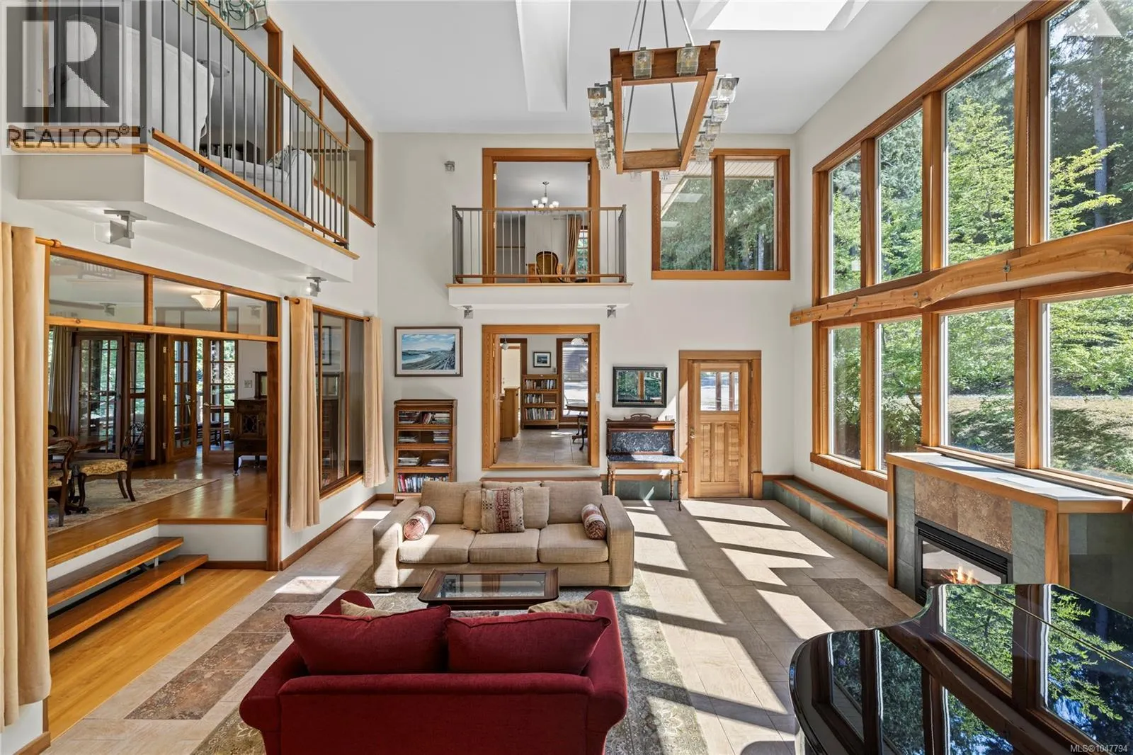 2185 Widgeon Rd