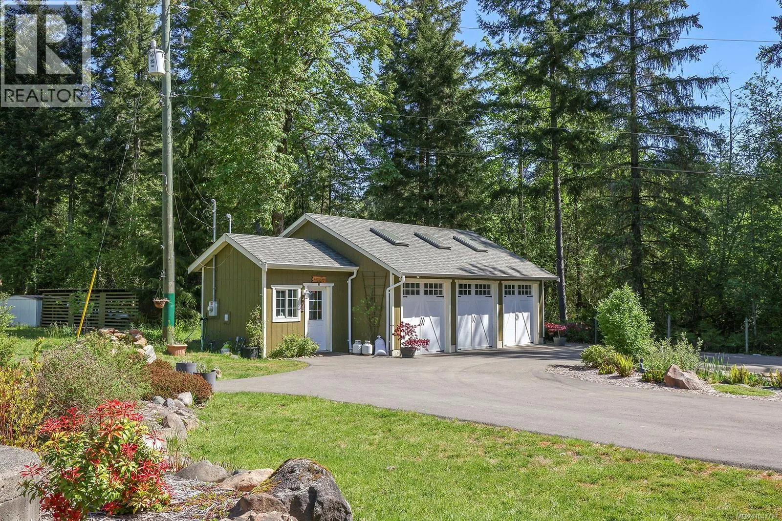 5427 Wildwood Rd