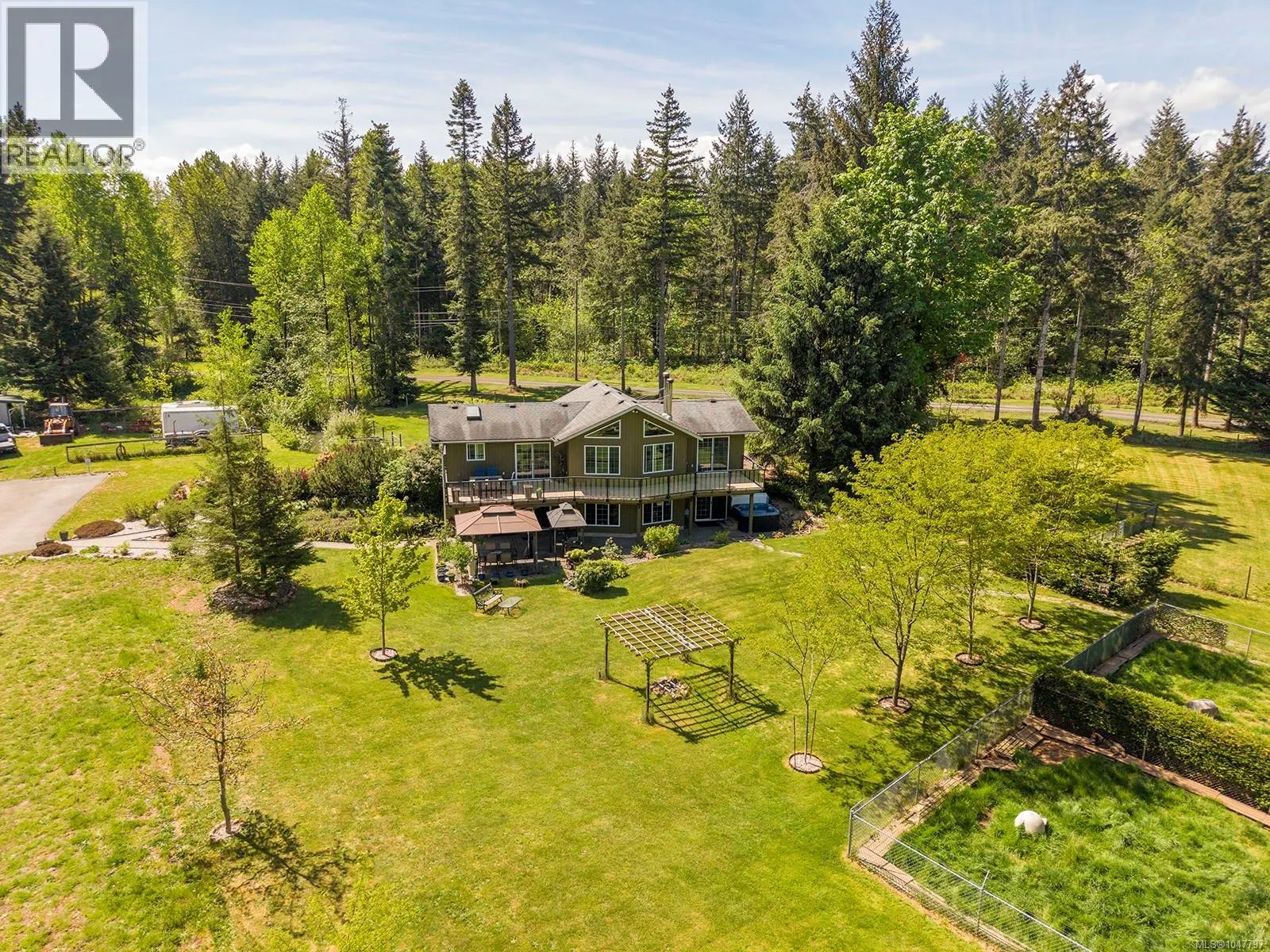 5427 Wildwood Rd