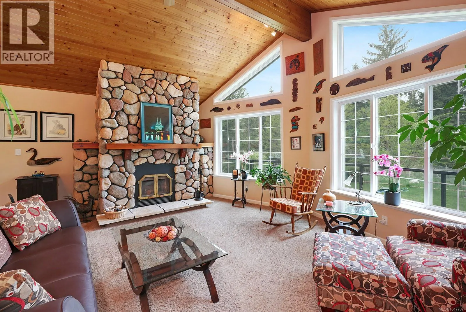 5427 Wildwood Rd