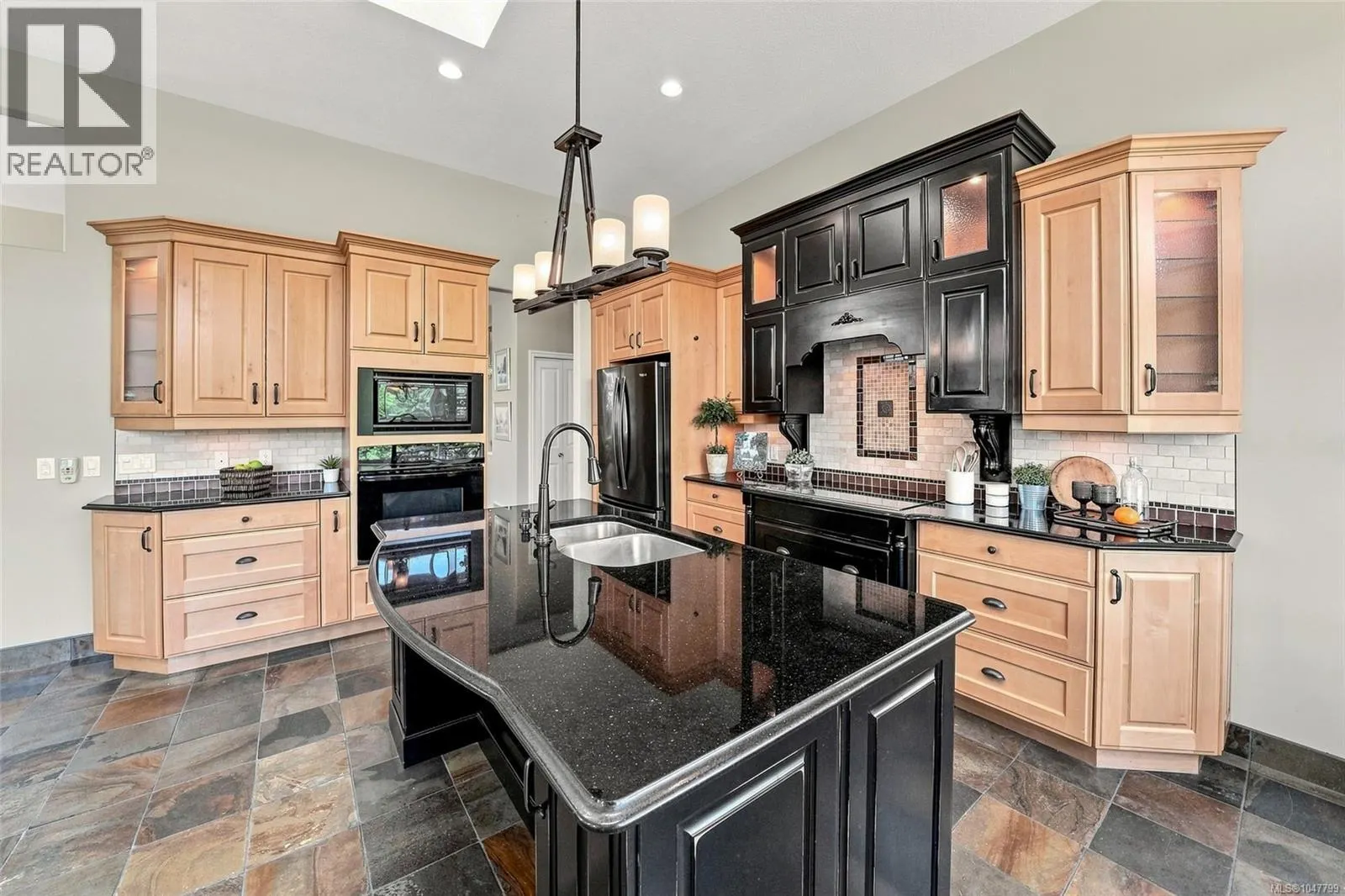 1391 Saturna Dr