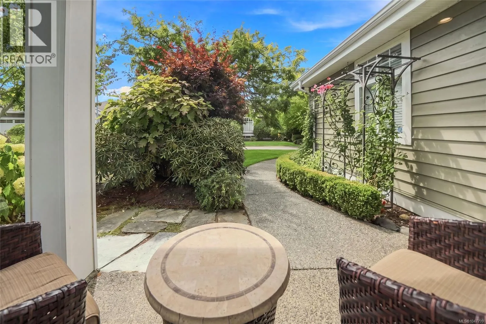 1391 Saturna Dr