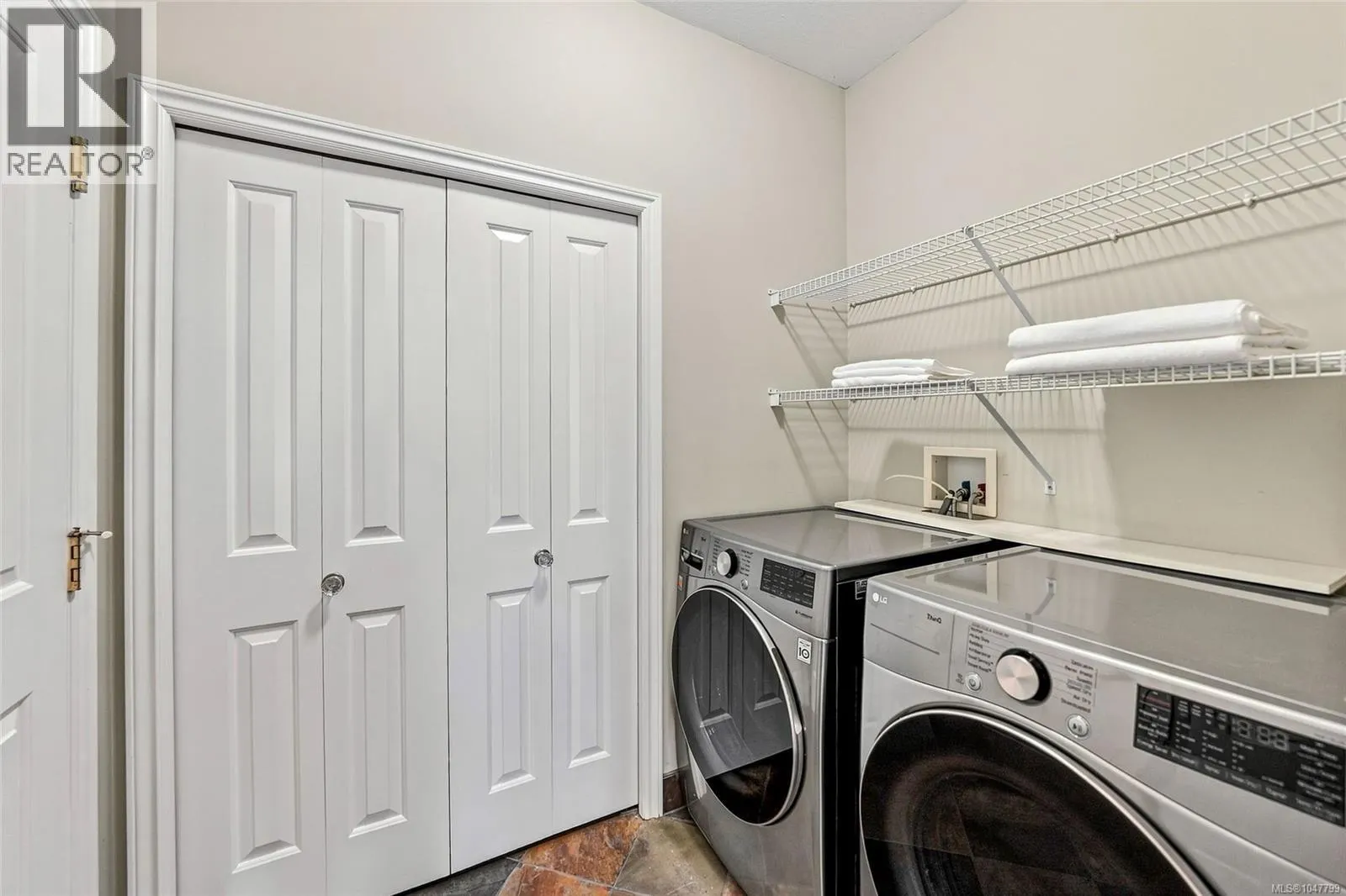 1391 Saturna Dr