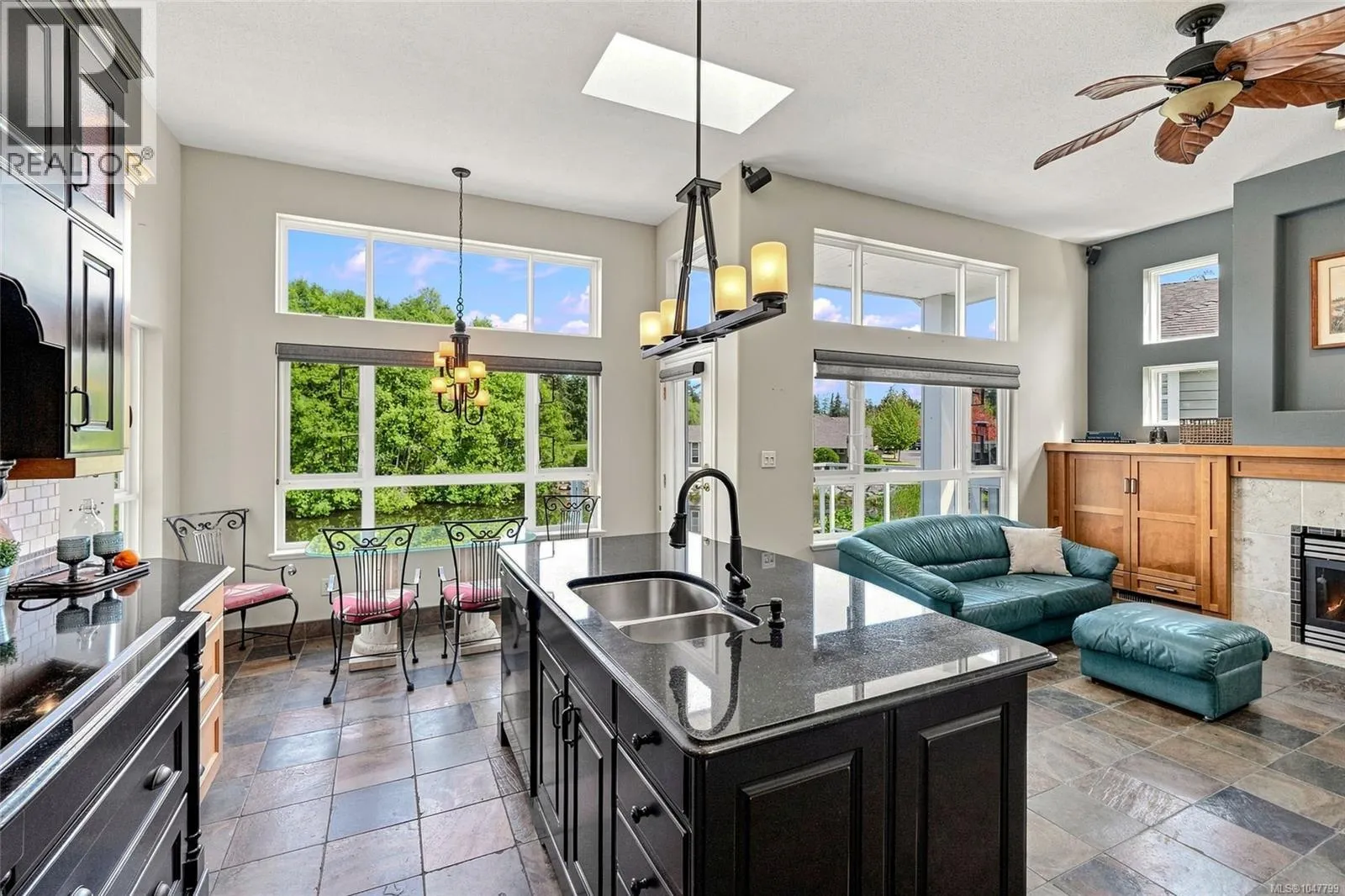 1391 Saturna Dr