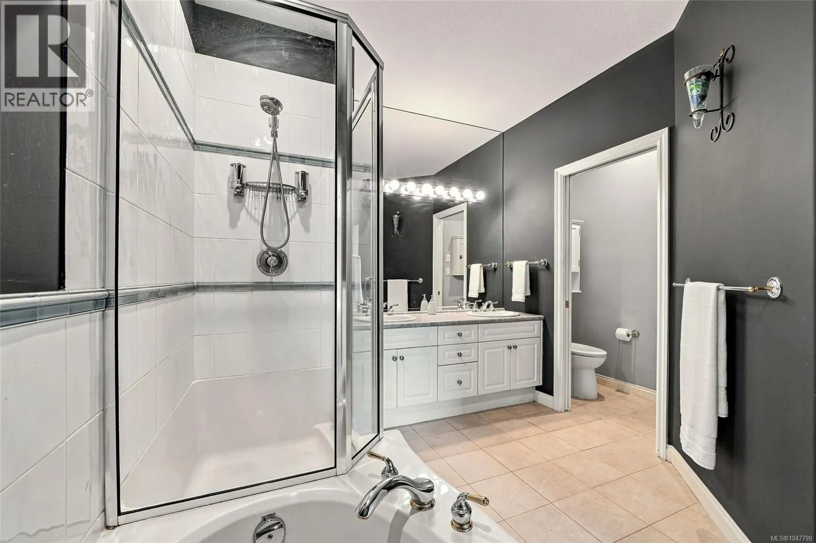 1391 Saturna Dr