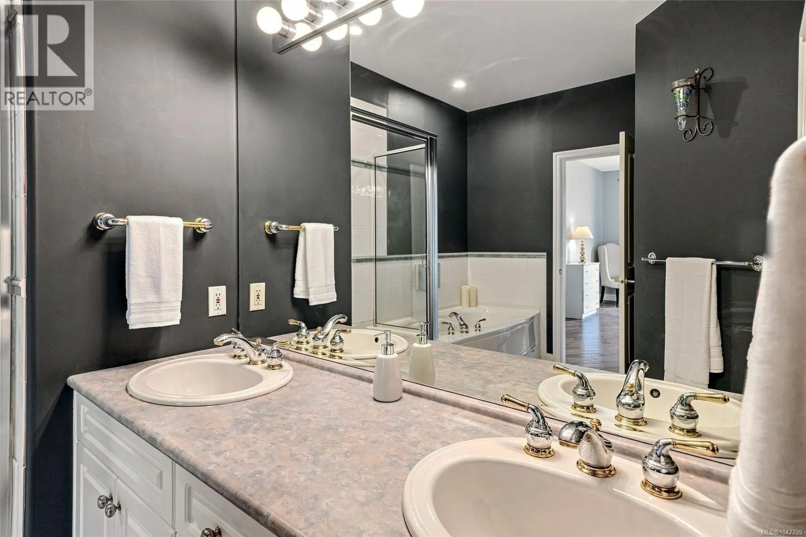 1391 Saturna Dr