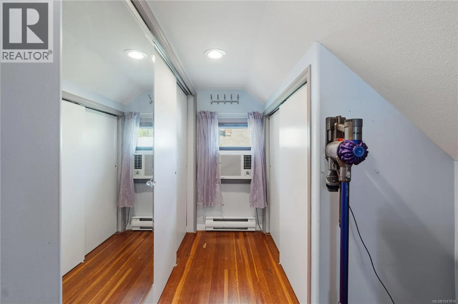 4244 Johnston Rd