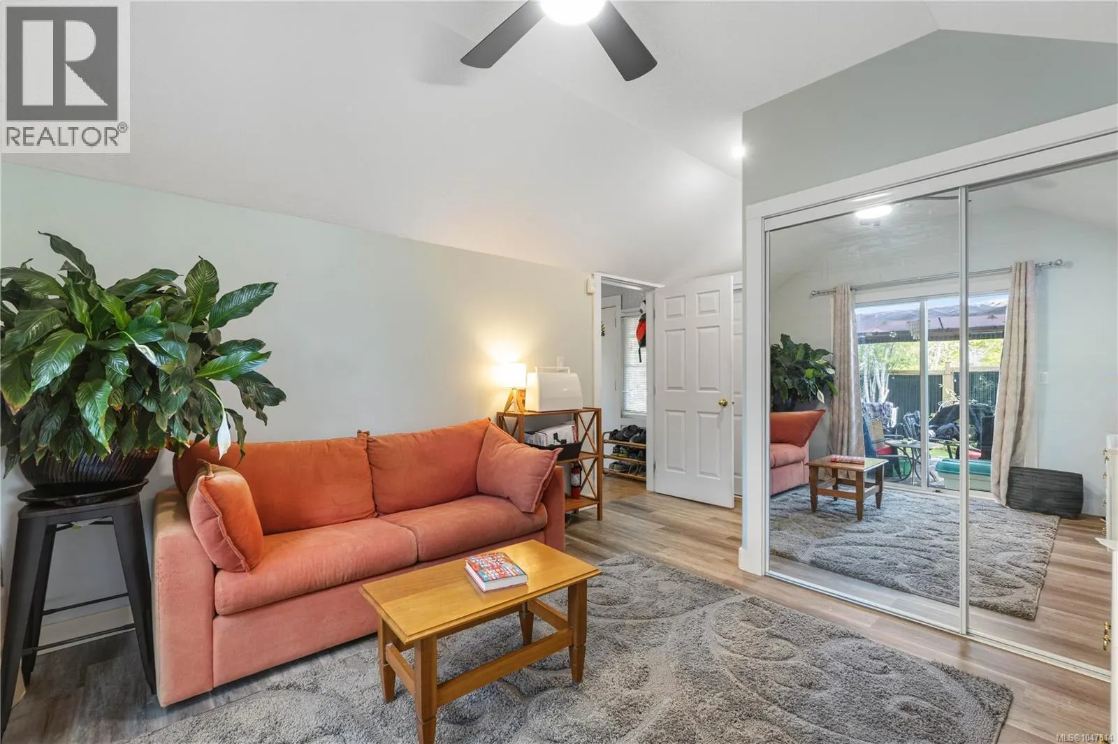 4244 Johnston Rd