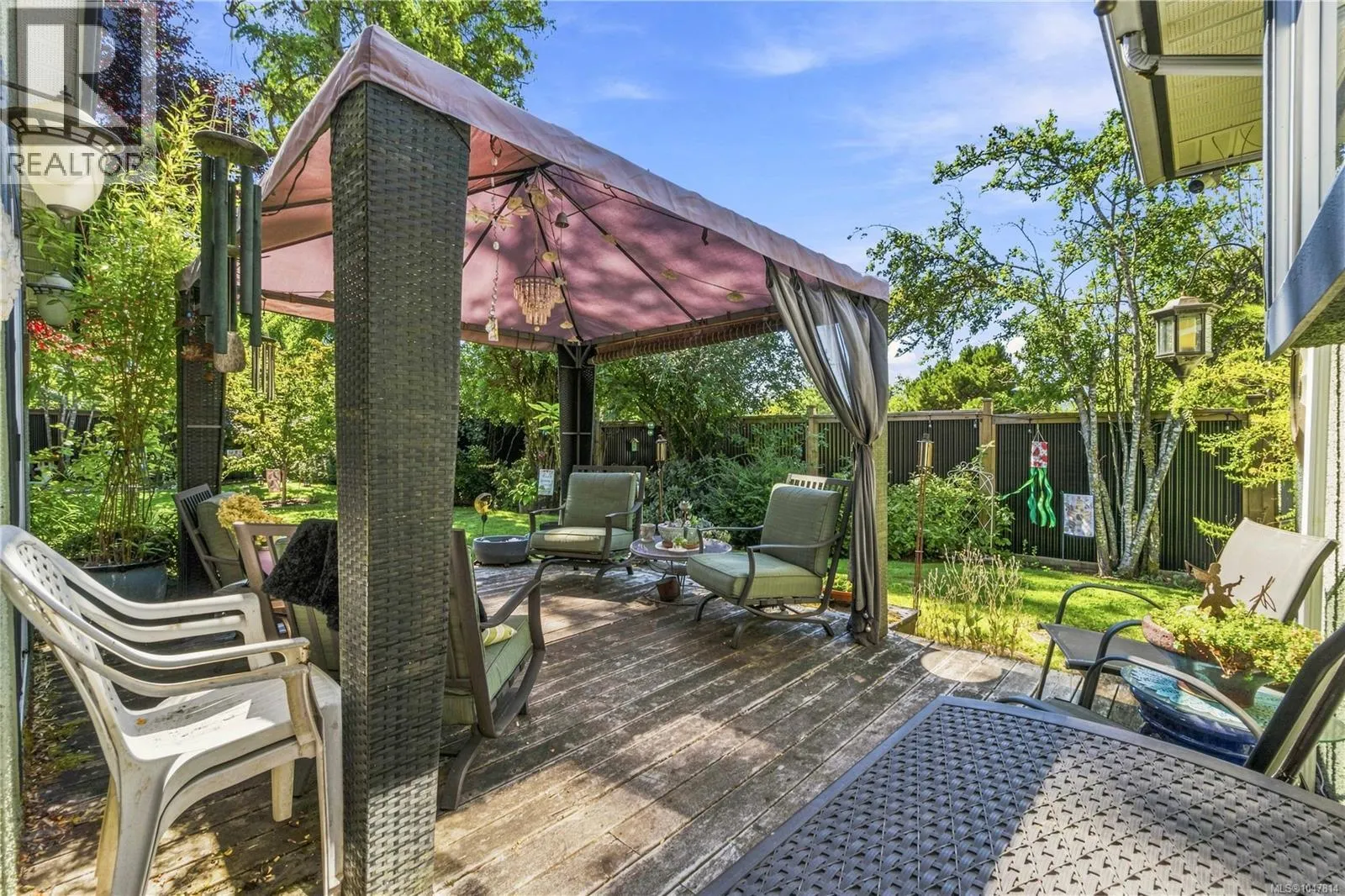 4244 Johnston Rd