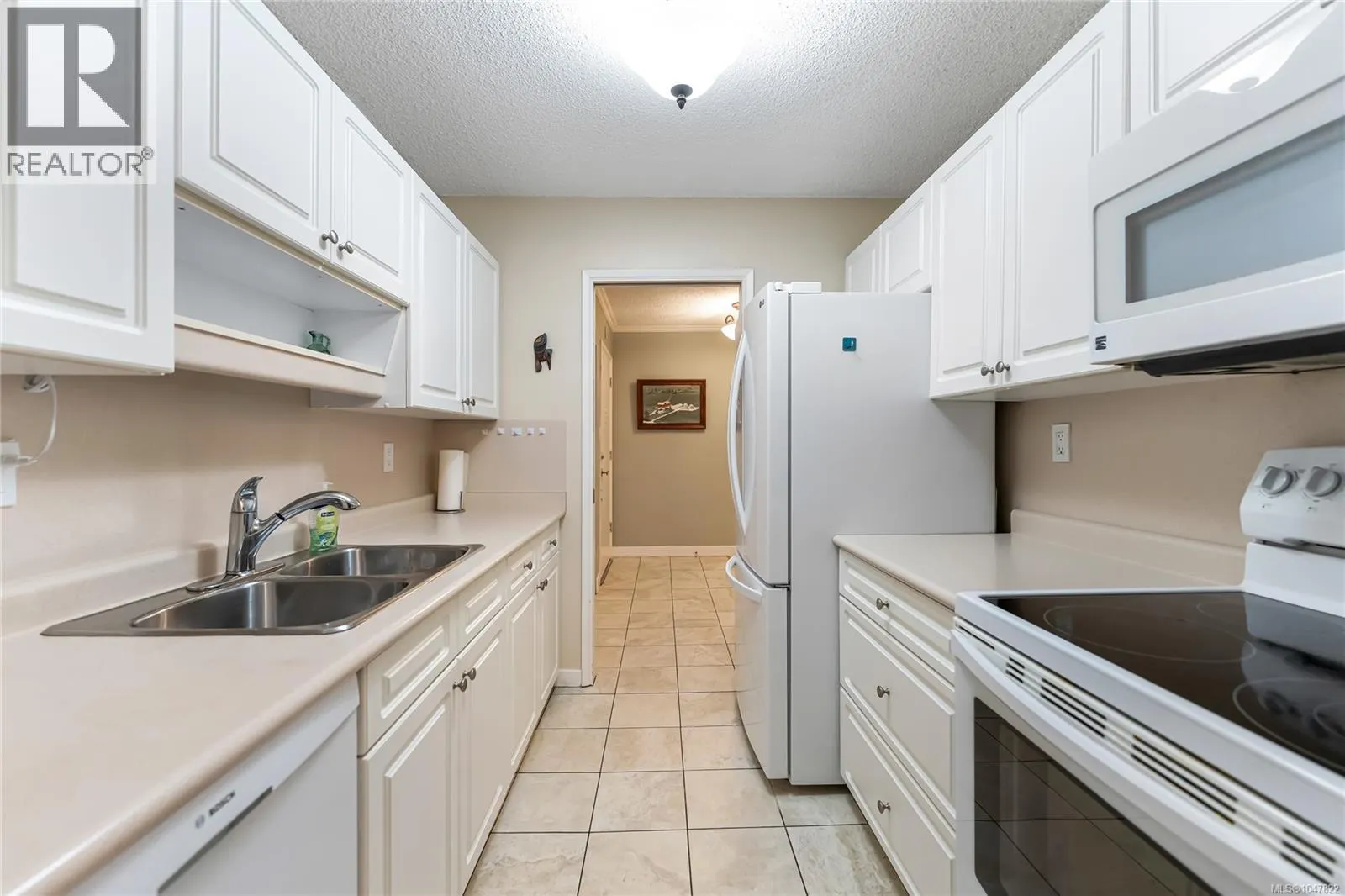 407 2125 Oak Bay Ave