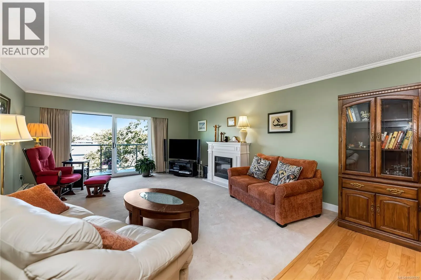 407 2125 Oak Bay Ave