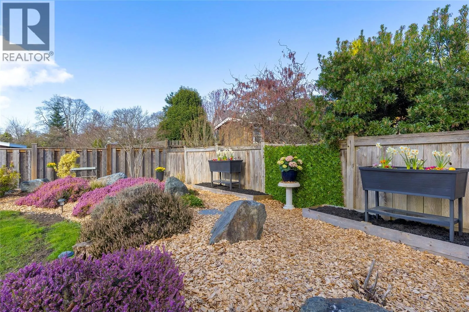 10117 West Saanich Rd