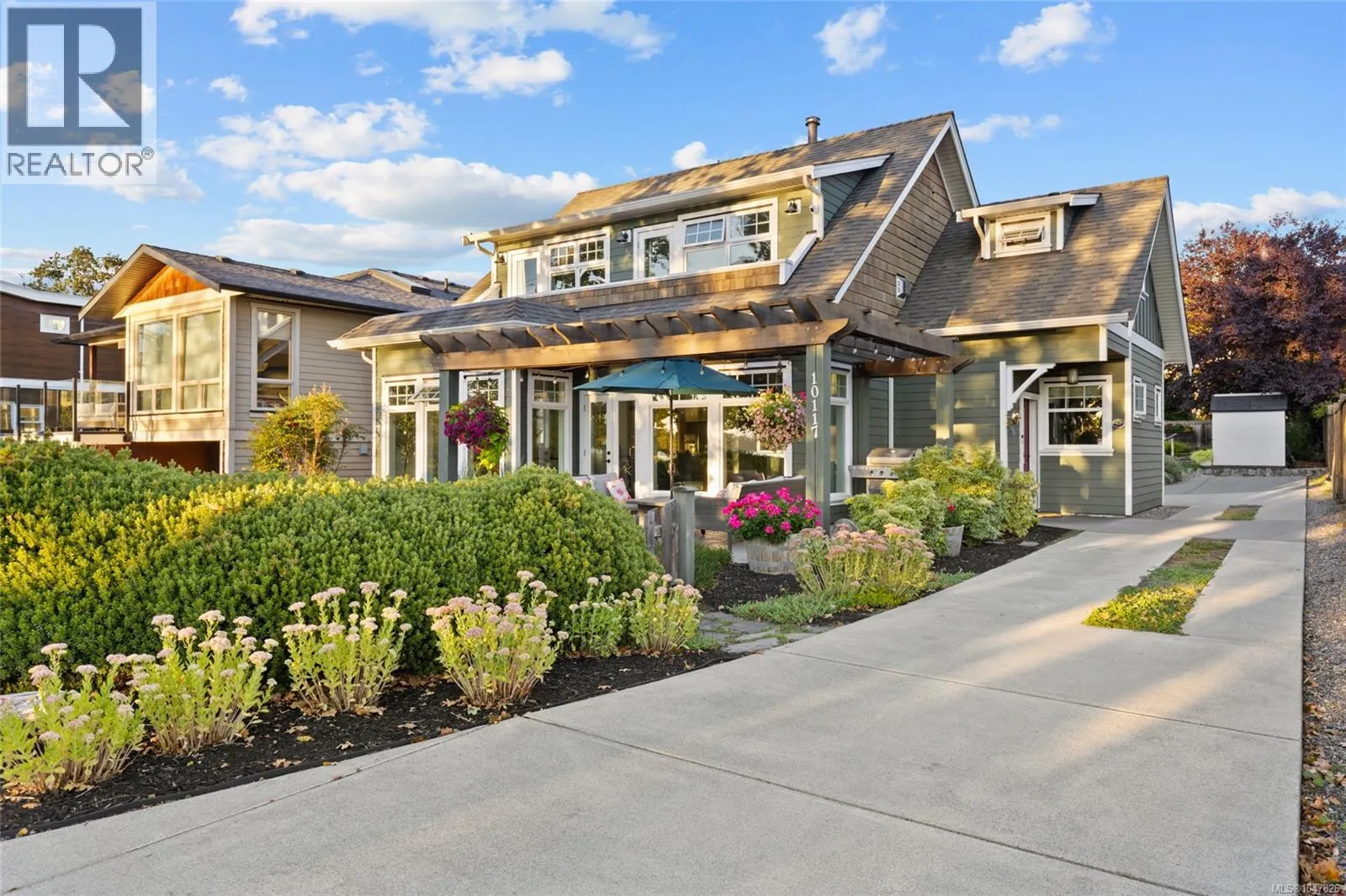 10117 West Saanich Rd