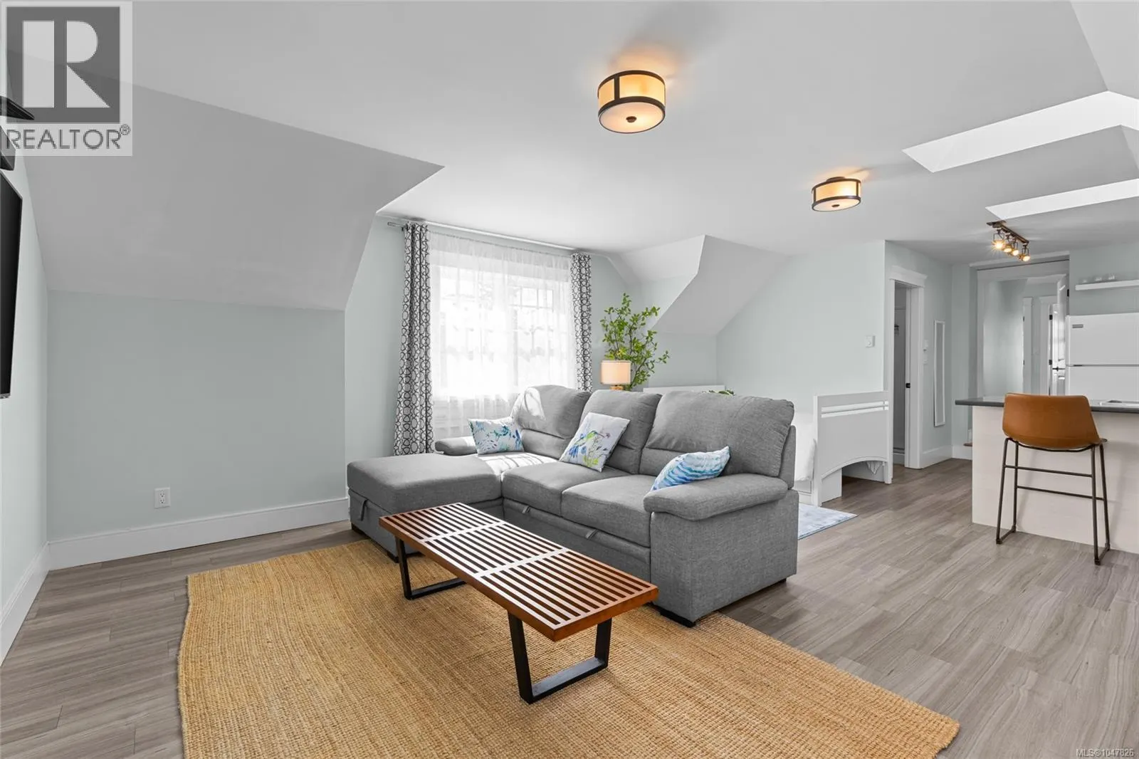 10117 West Saanich Rd