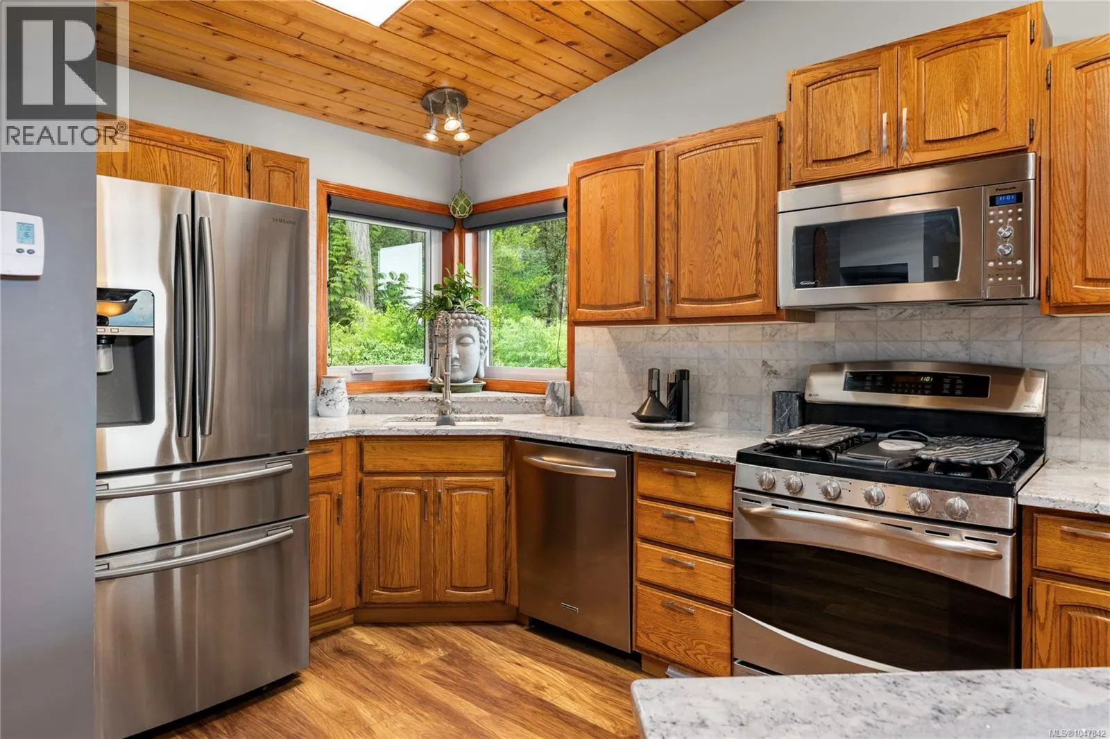 3141 Swallow Cres