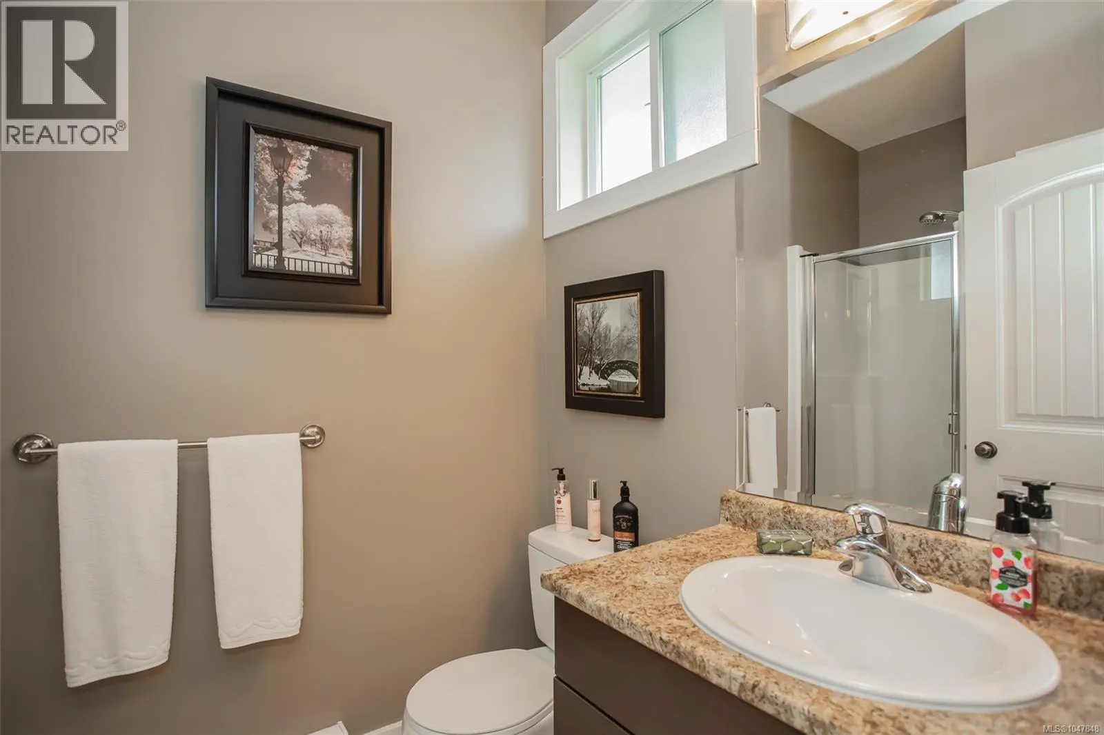 6033 Leah Lane