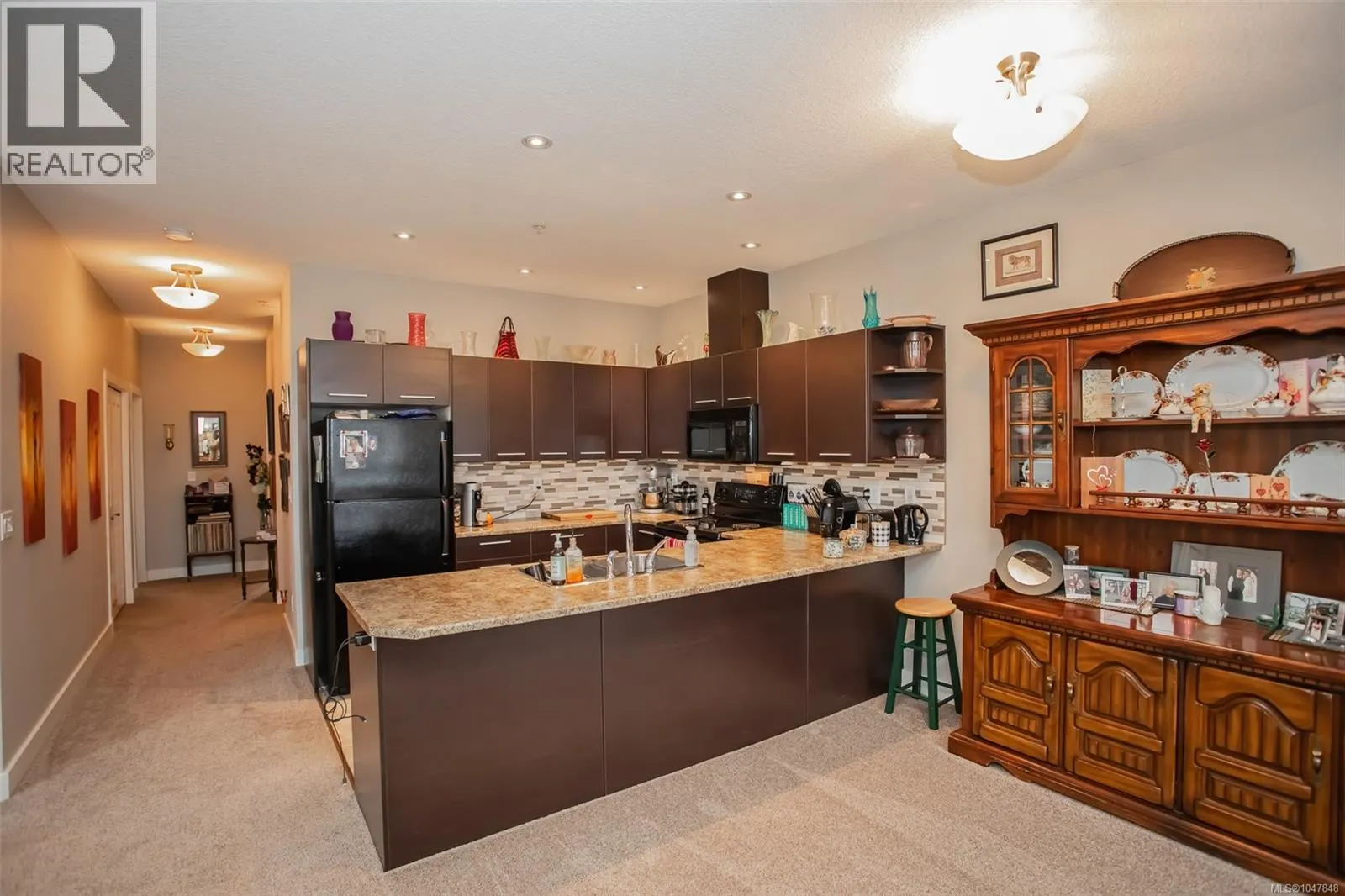 6033 Leah Lane