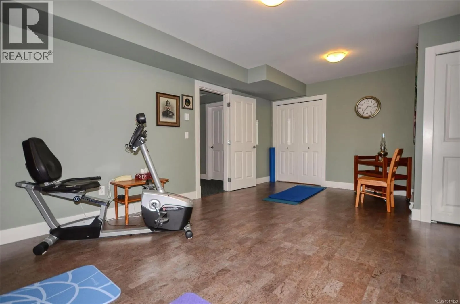 4935 Deer Park Trail