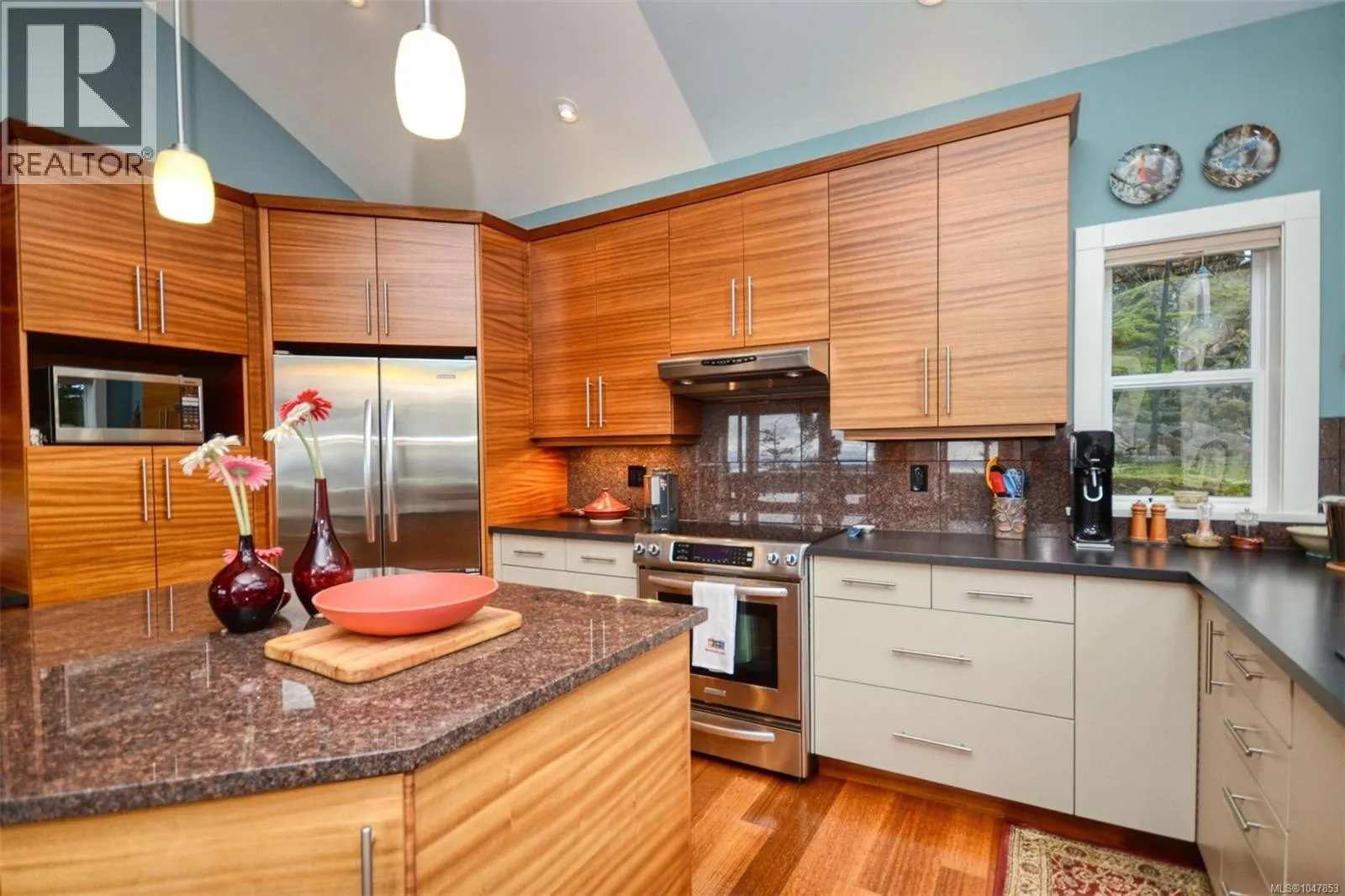 4935 Deer Park Trail