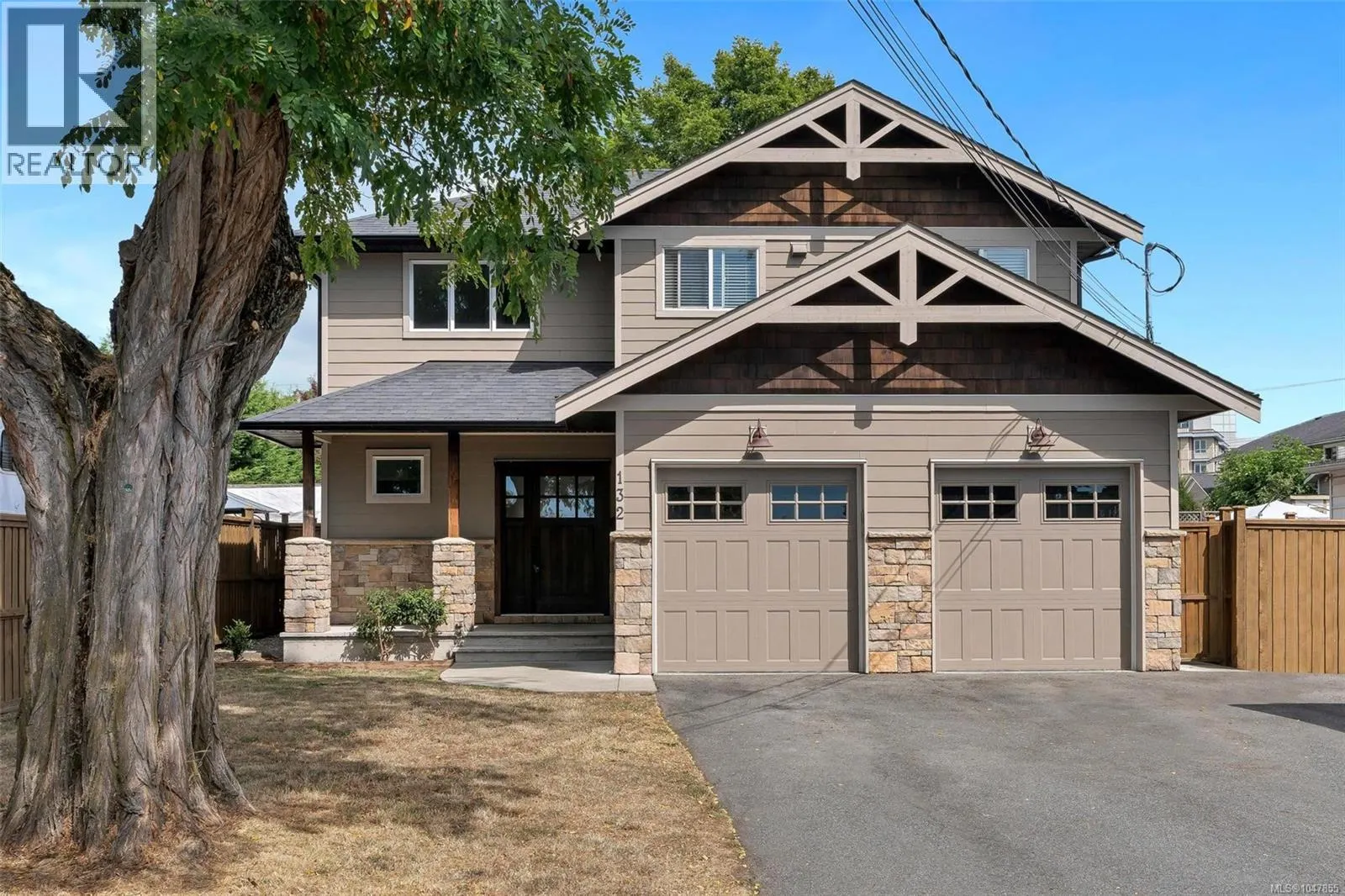 132 Crease Ave