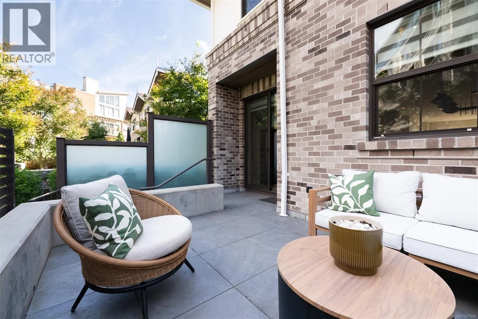 1048 Pentrelew Pl