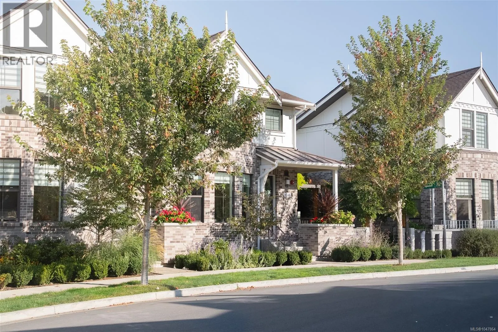 1048 Pentrelew Pl
