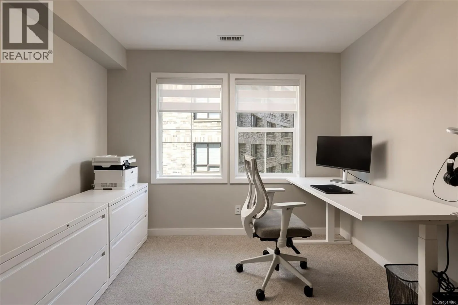 1048 Pentrelew Pl