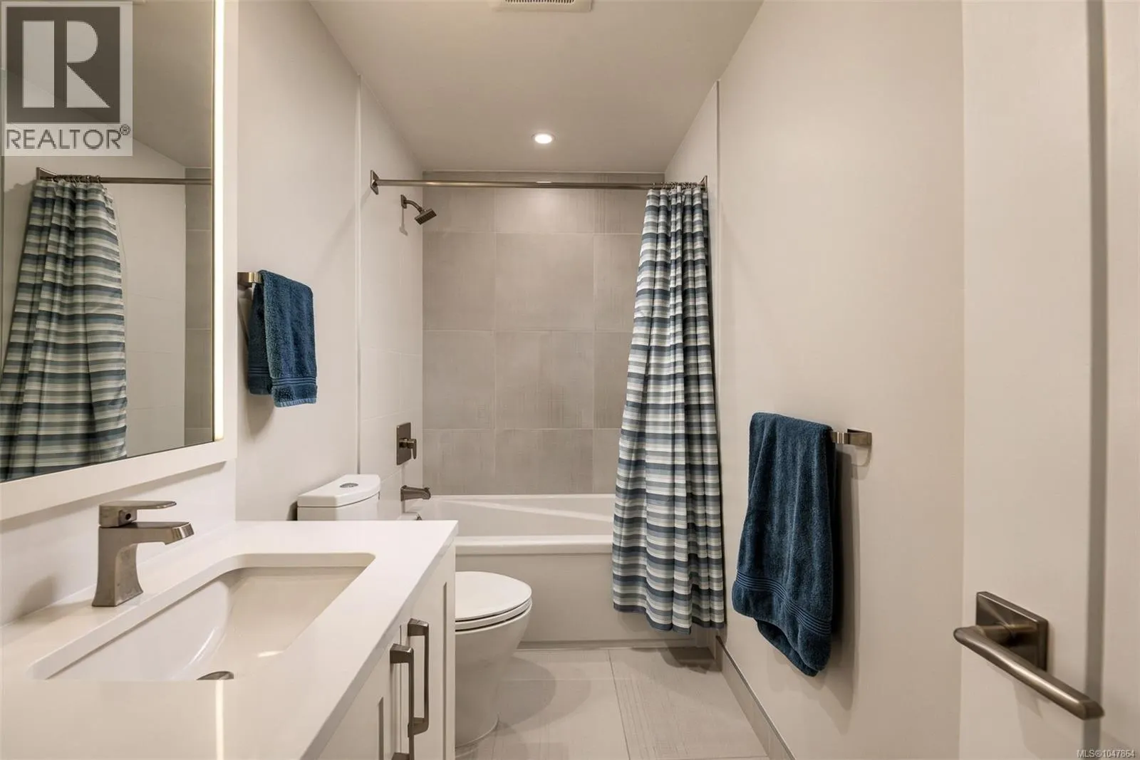 1048 Pentrelew Pl