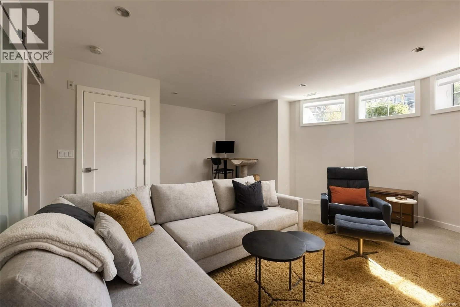 1048 Pentrelew Pl