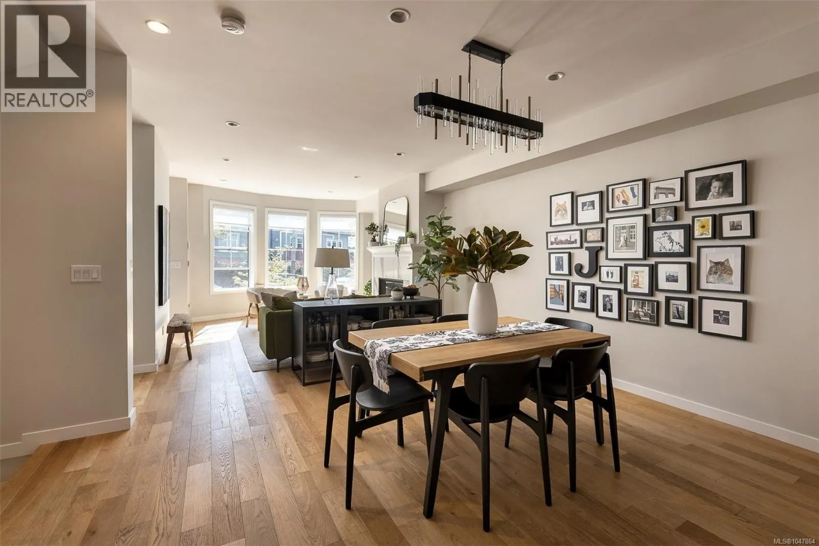 1048 Pentrelew Pl